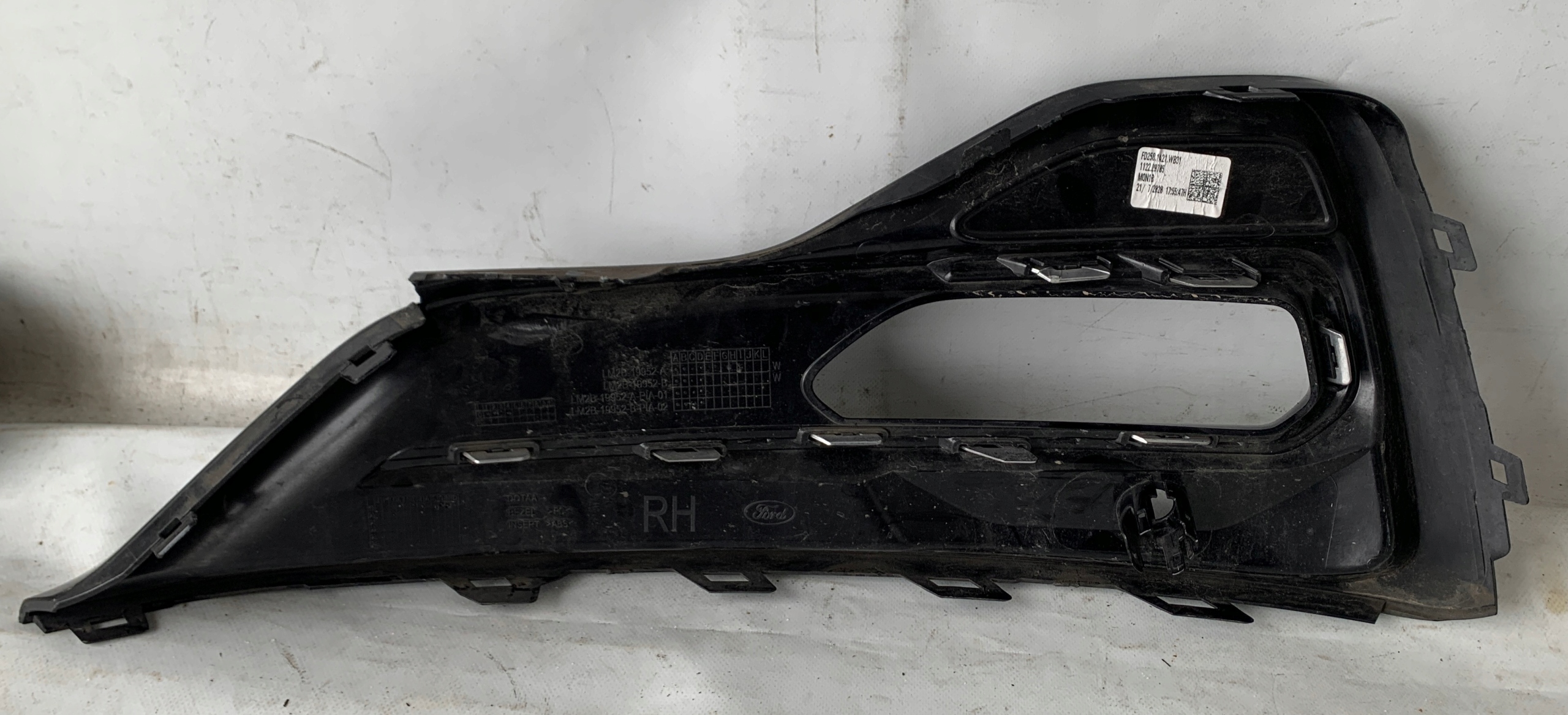 mřížka pravá nárazníku předek FORD GALAXY MK4 LIFT