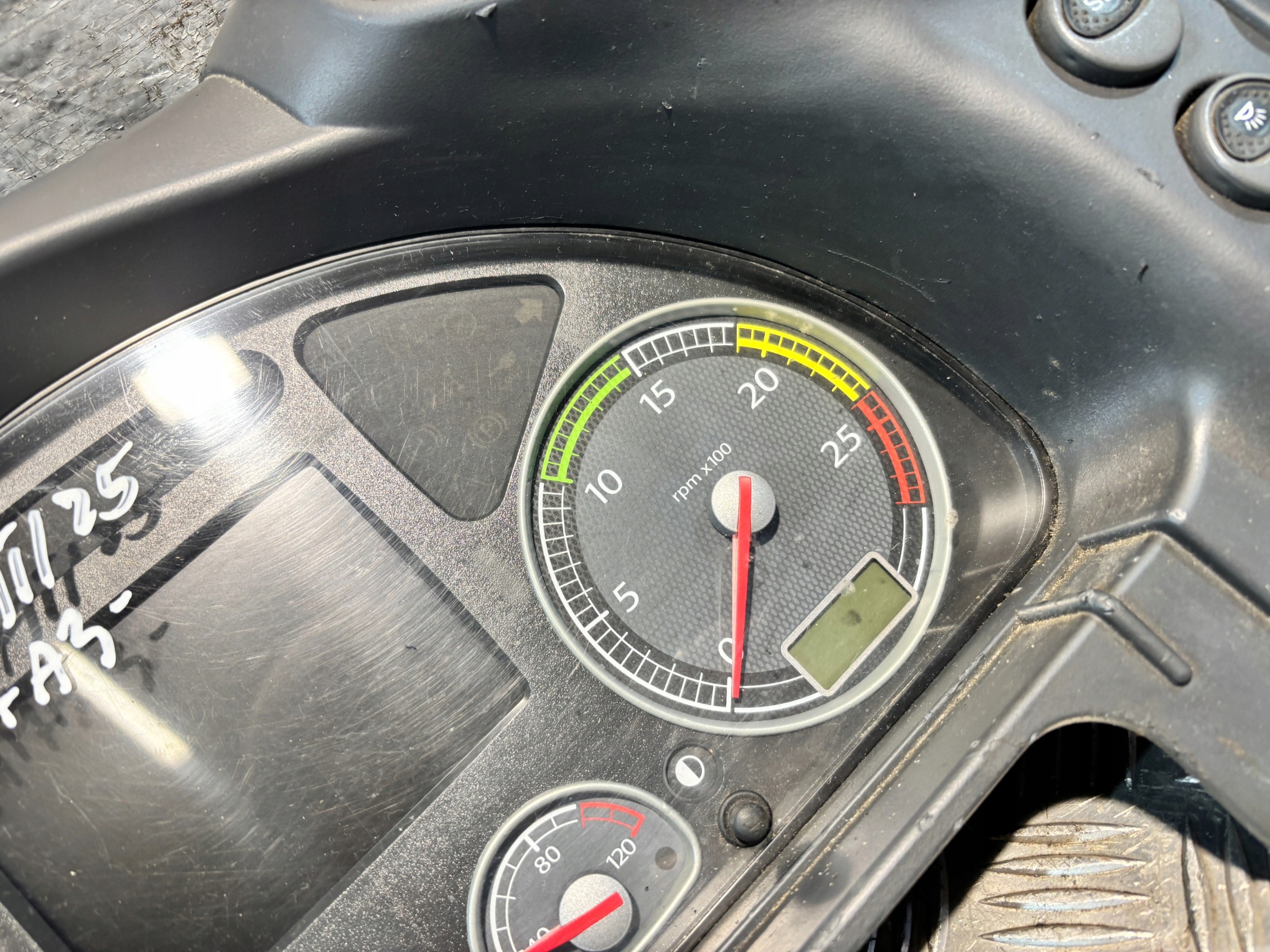 dials dials Iveco 504276236