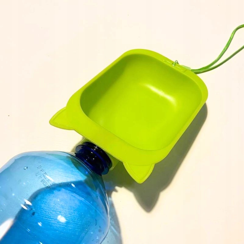 POIDŁO DLA PSA NA SPACER MISKA NA WODĘ DO BUTELKI PRZENOŚNA TURYSTYCZNA Rodzaj poidło