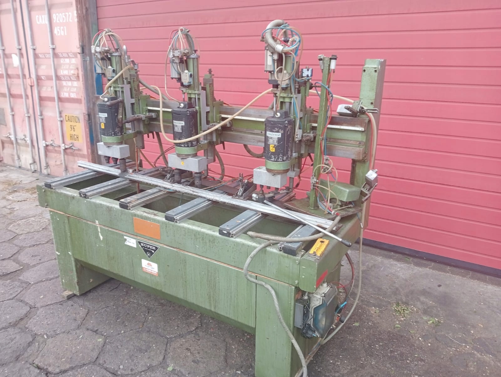 wiertarka 3 głowicowa