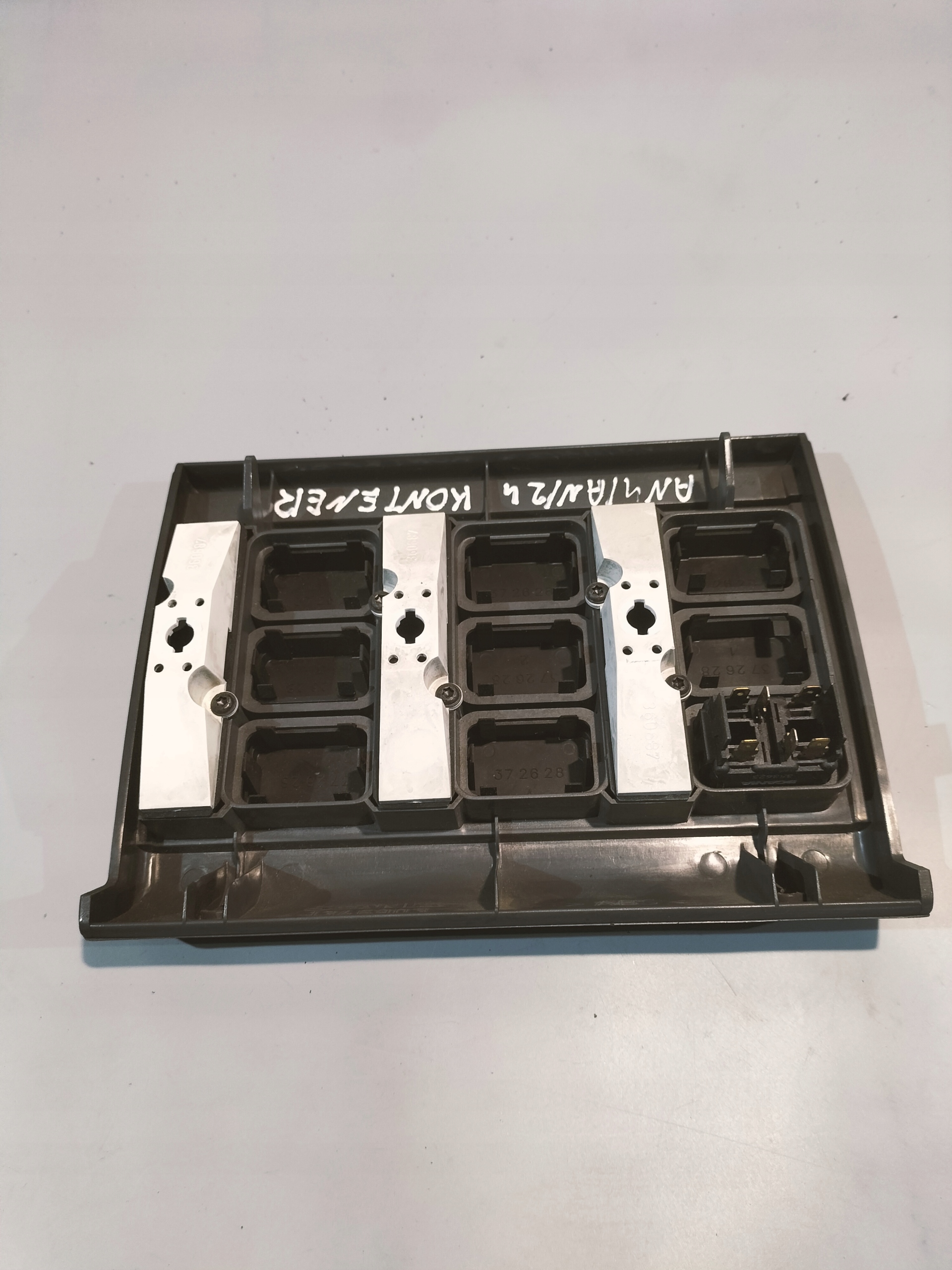 frame PANEL ZASLEPKI PRZYCISKOW SCANIA 4 1346903