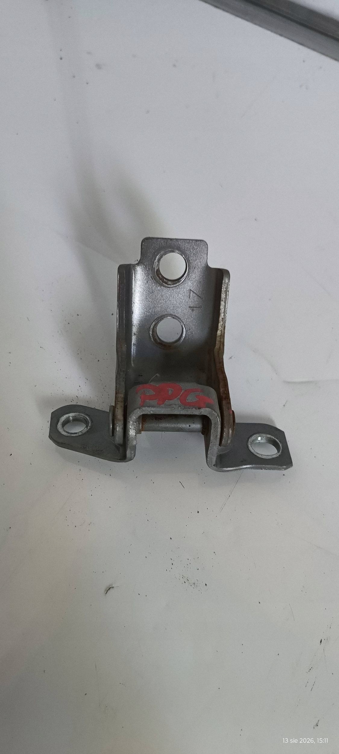 MAZDA 6 III GJ hinges door right front KOMPLET 2013
