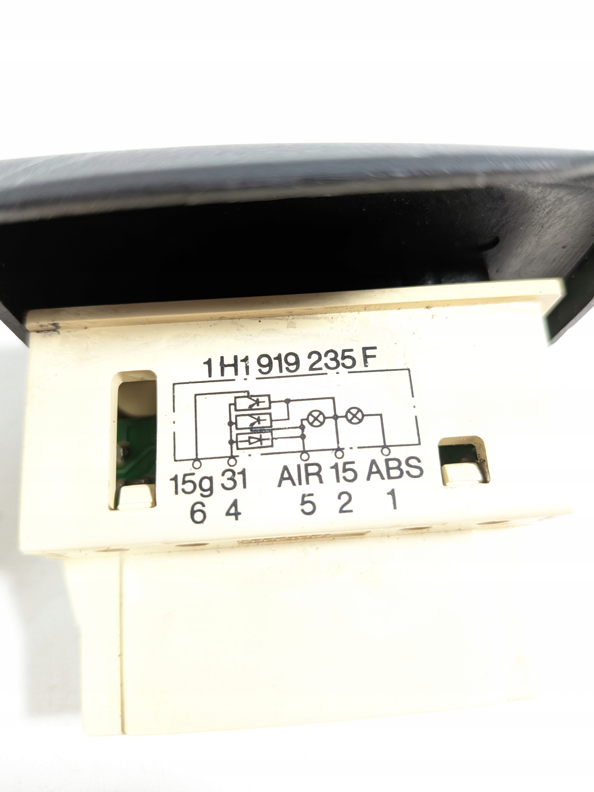 switch switch PANEL PRZYCISKOW OE 1H1919235F VW Golf 3 III 92-94