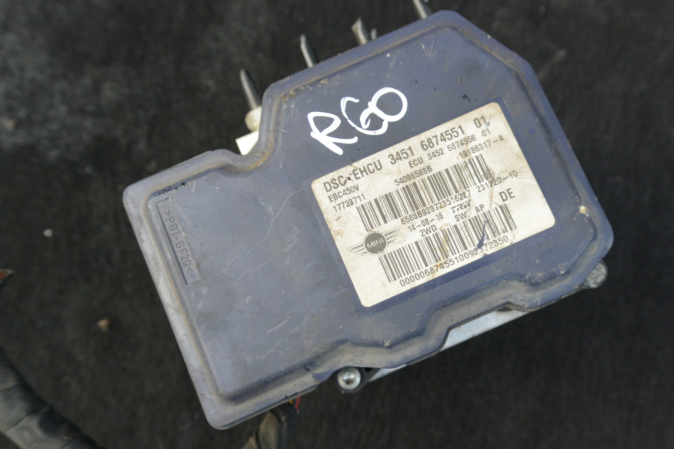 pump ABS brake MINI COUNTRYMAN 2WD R60 6874551