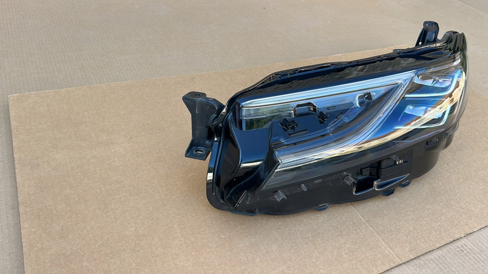 REFLEKTOR light left left front front TOYOTA CAMRY IX 23