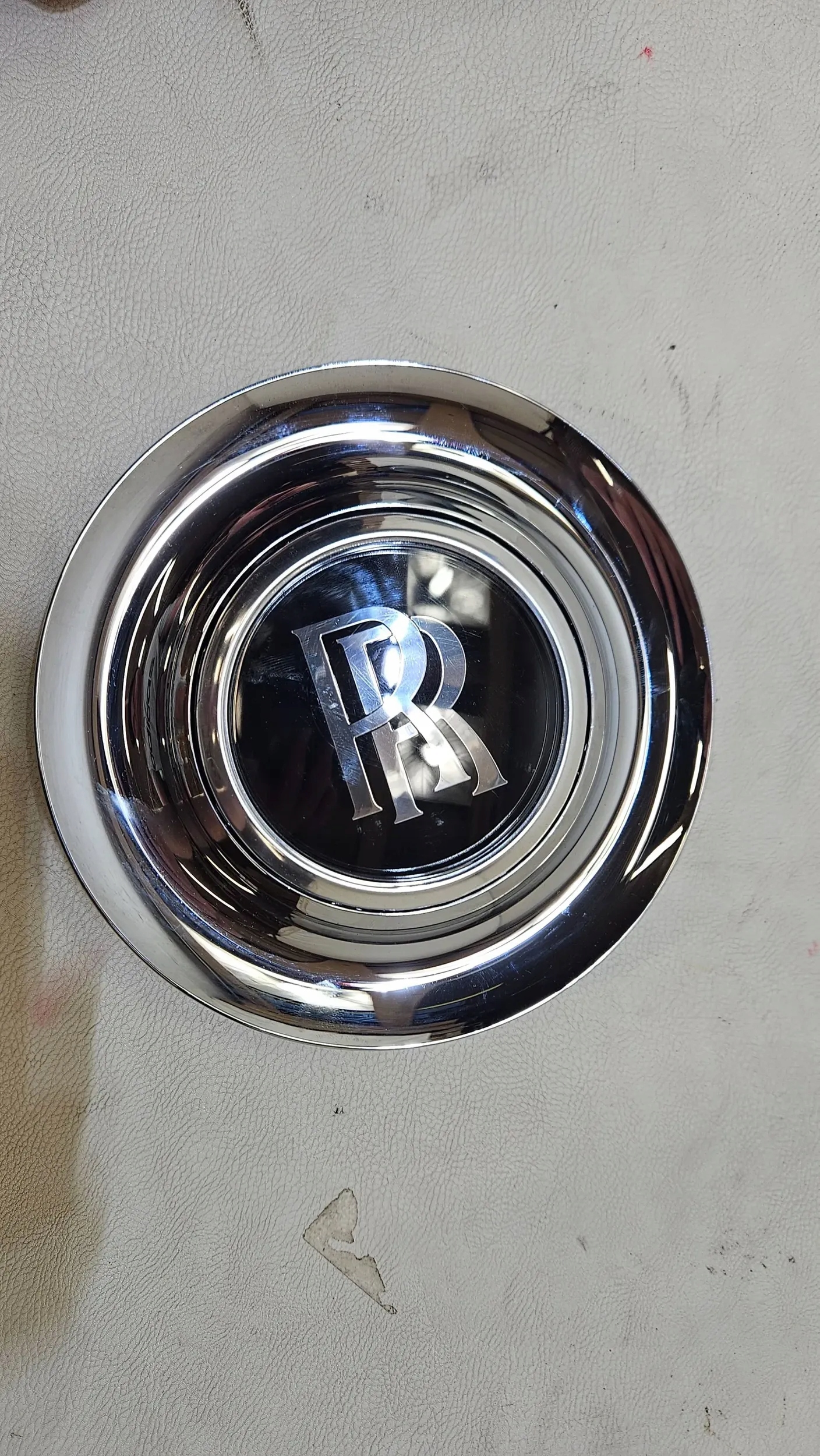 DEKIELEK FELGI ROLLS ROYCE WRAITH 6773461-01