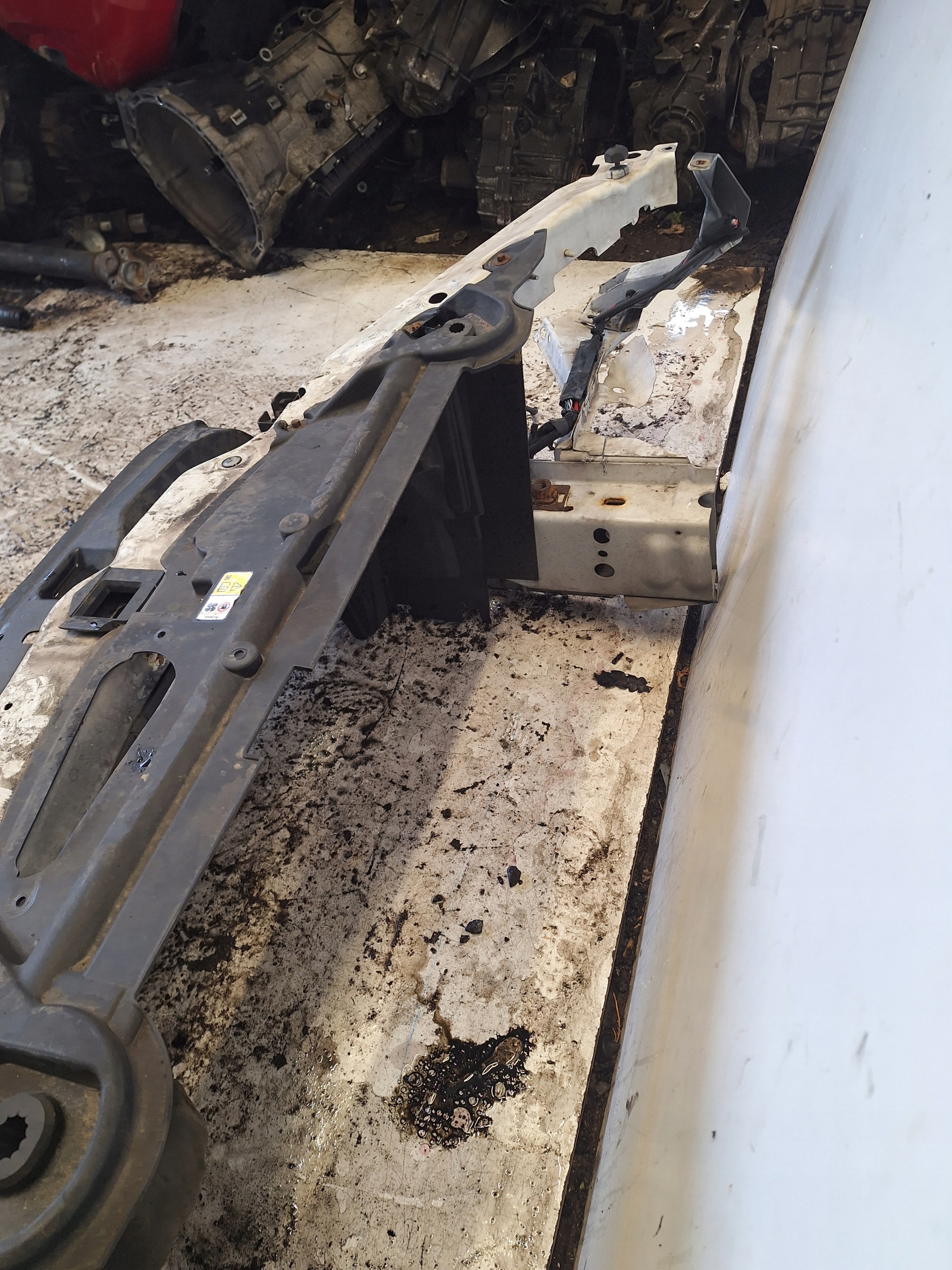 JAGUAR XF X250 LIFT 11-15 support panel for radiators 2.2 DIESEL