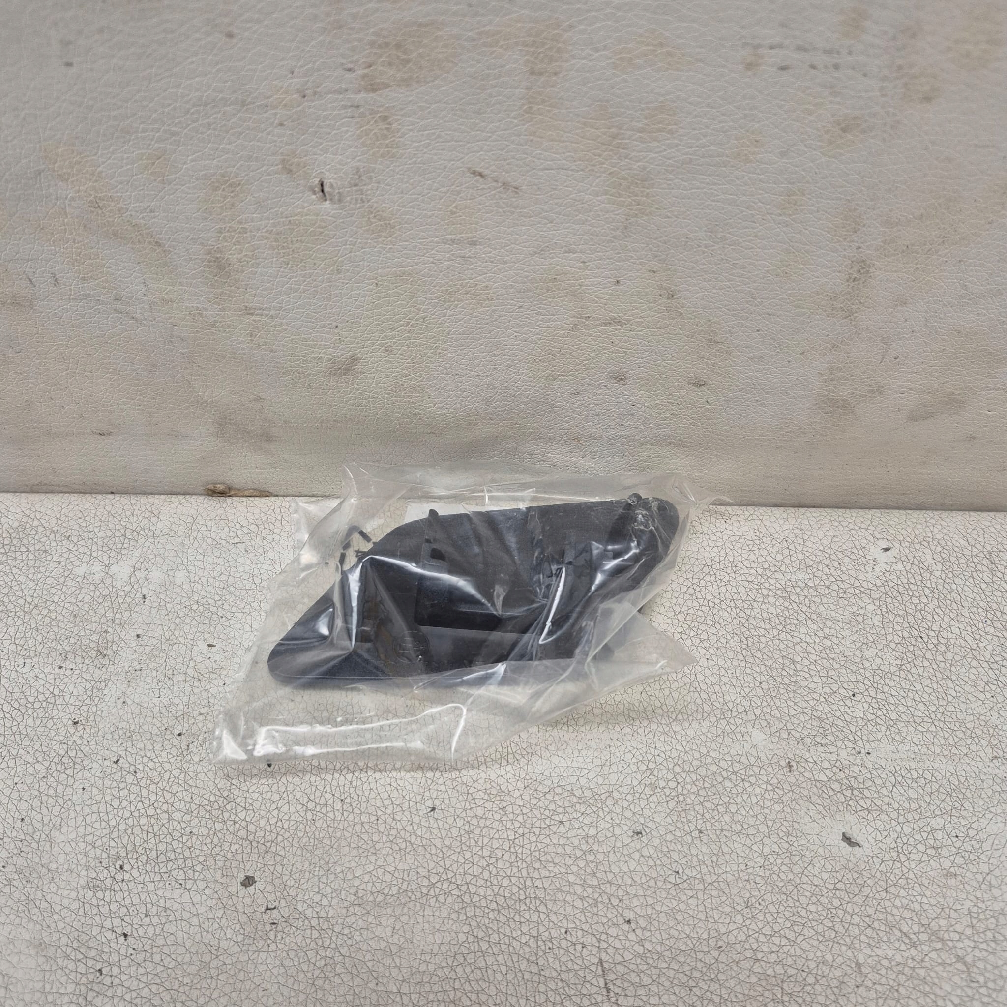 AUDI Q4 89A E-TRON Couvre Lave phare Droit 89A955276