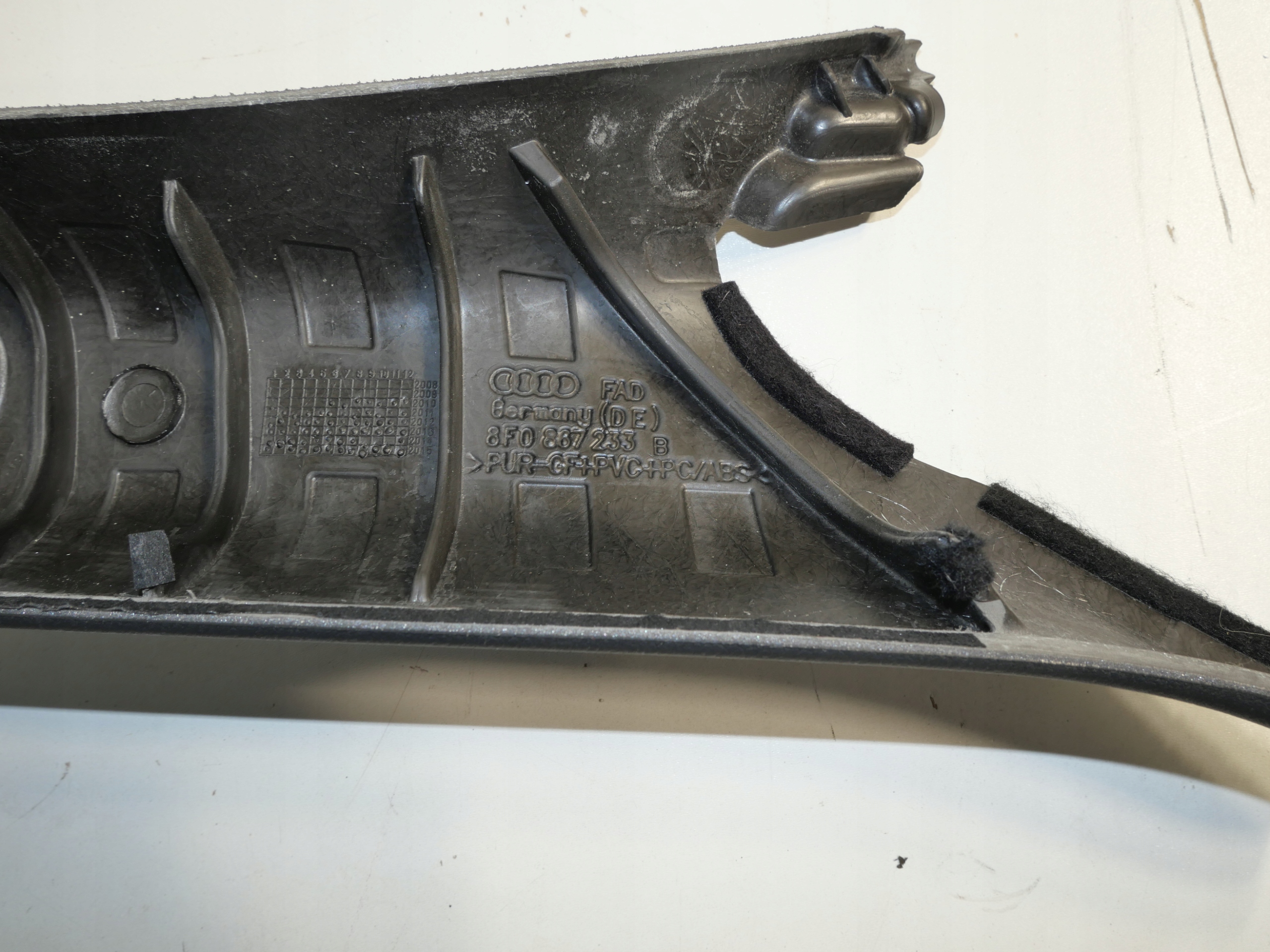 cover SLUPKA front left AUDI A5 CABRIO 8F0867233B
