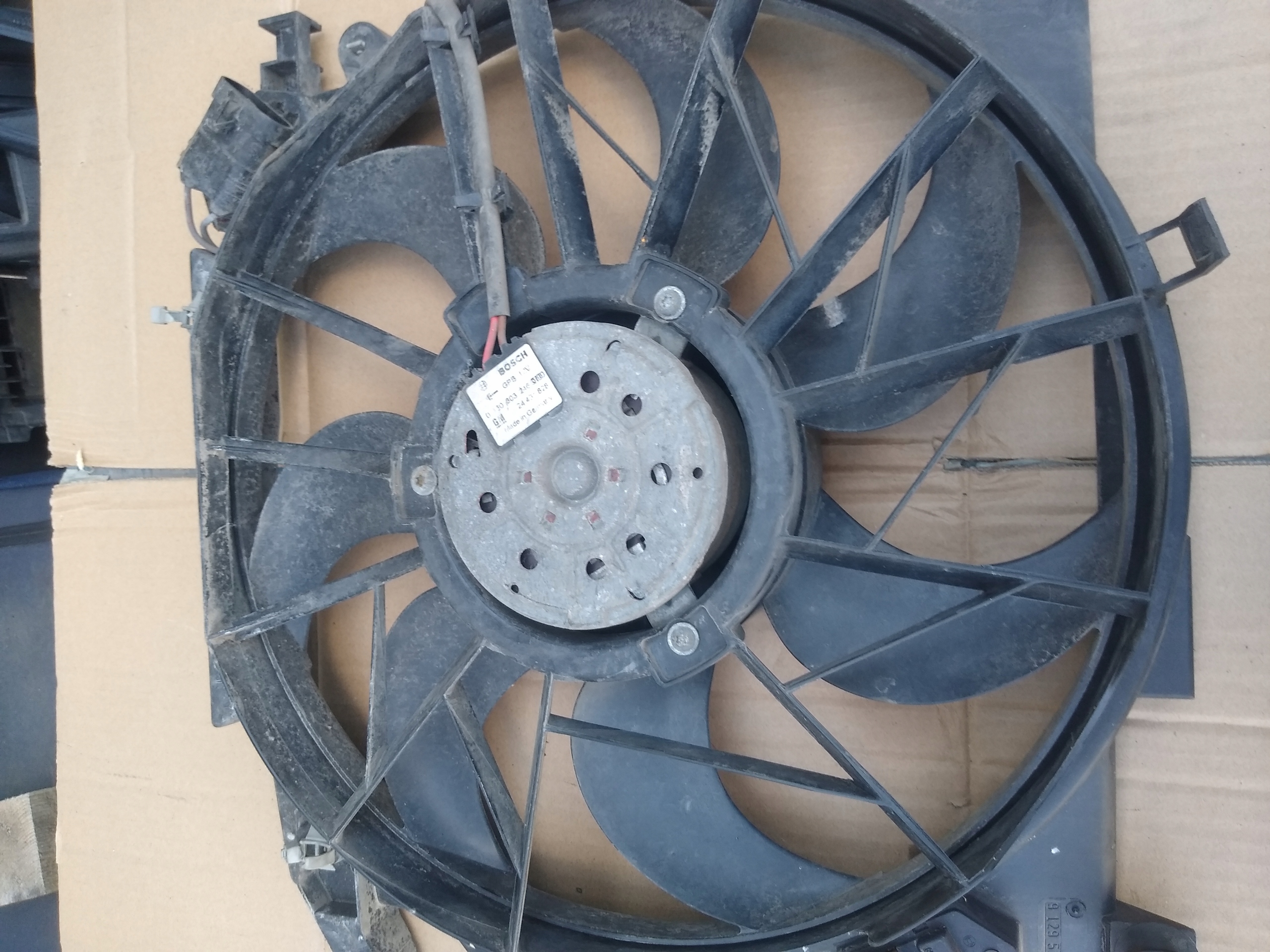 ventilátor chladiče 0130303886 OPEL ASTRA ZAFIRA