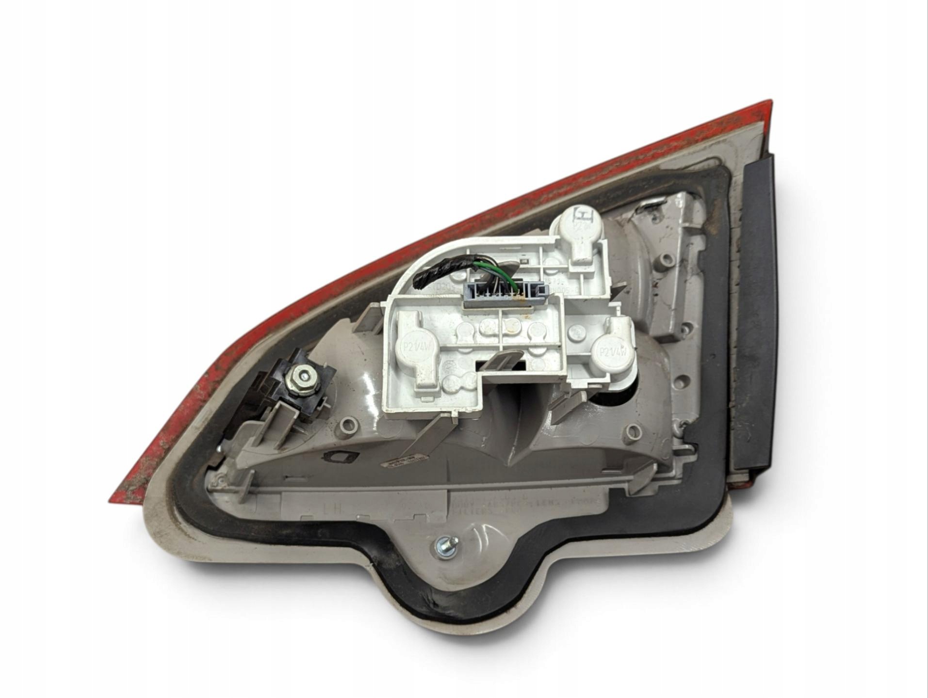 light rear to the bonnet left side Ford Mondeo 4 2007 7S71-13A603-B