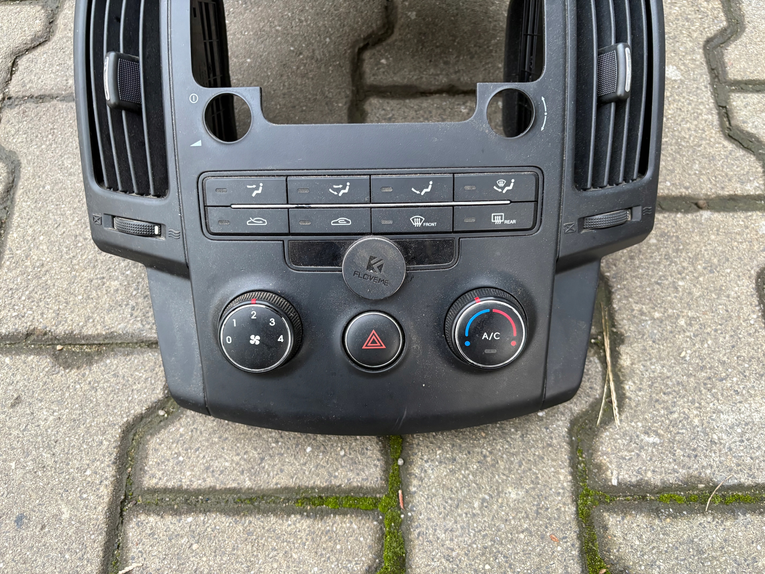 Hyundai I30 et Unite commande clima