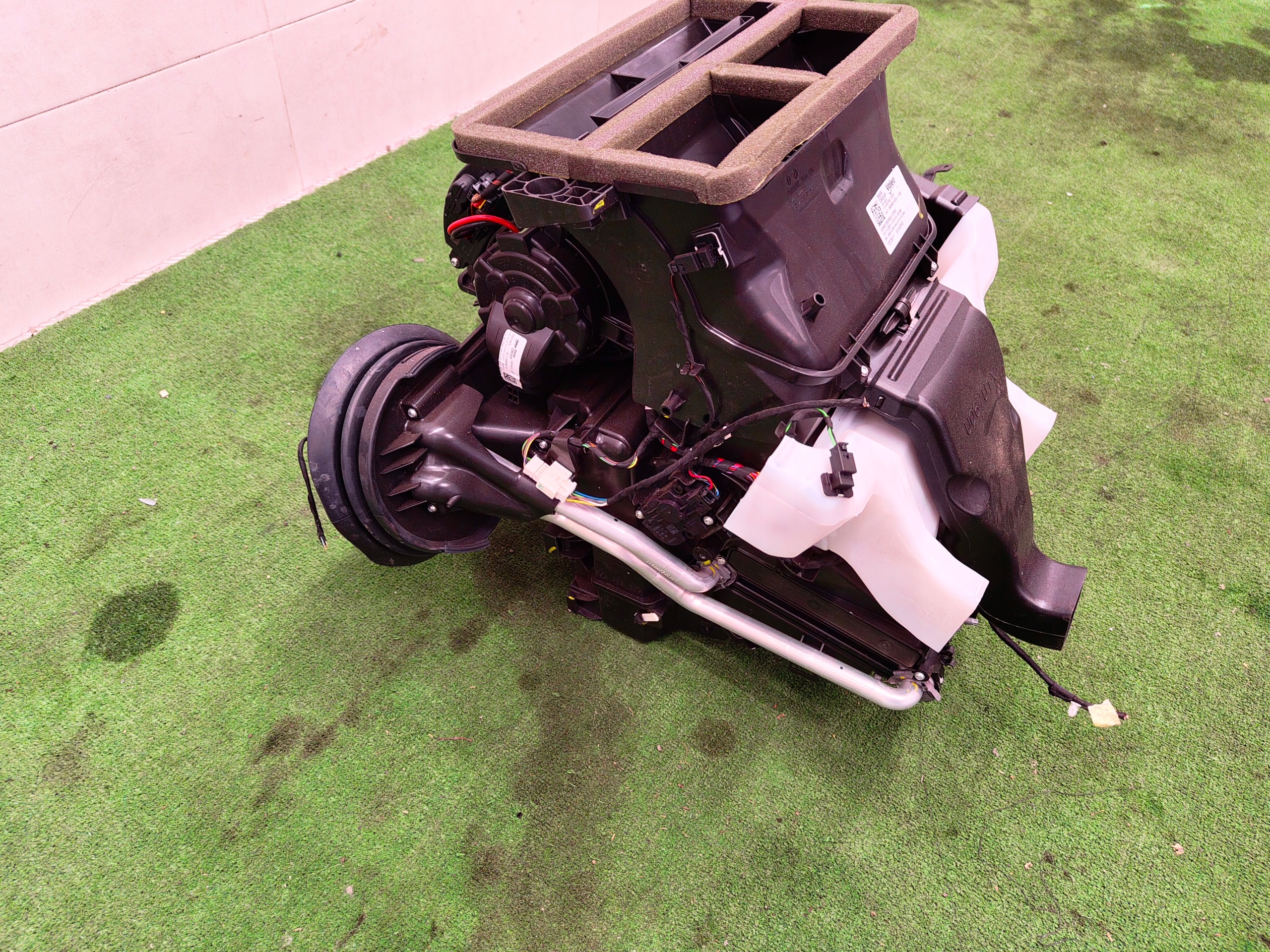 BMW 2 U06 heater 9890105