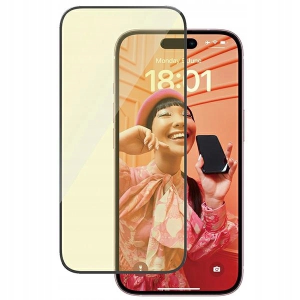 Tvrzené sklo s antireflexní úpravou PanzerGlass Ultra-Wide Fit pro iPhone 15
