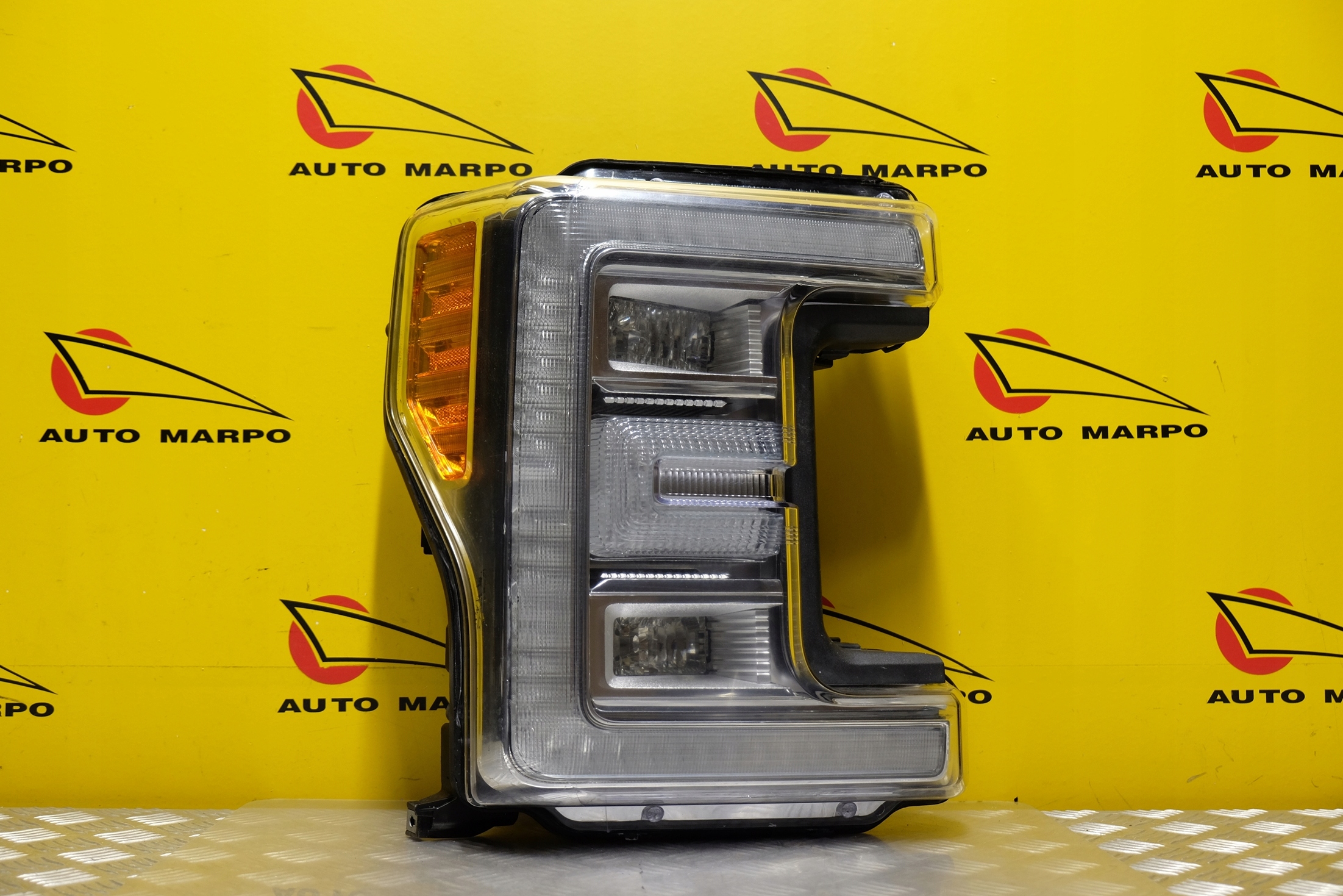 FORD F F250 2017-2019 REFLEKTOR LAMPA LED R USA Producent części Ford OE