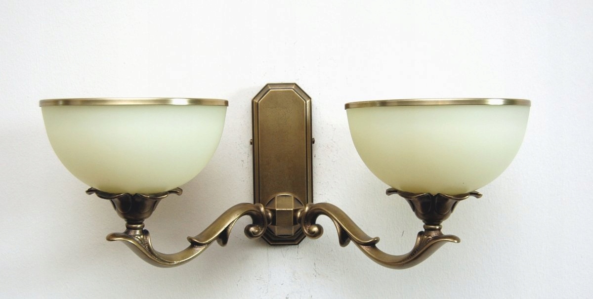 Mosadzné nástenné svietidlo, nástenná lampa z mosadze