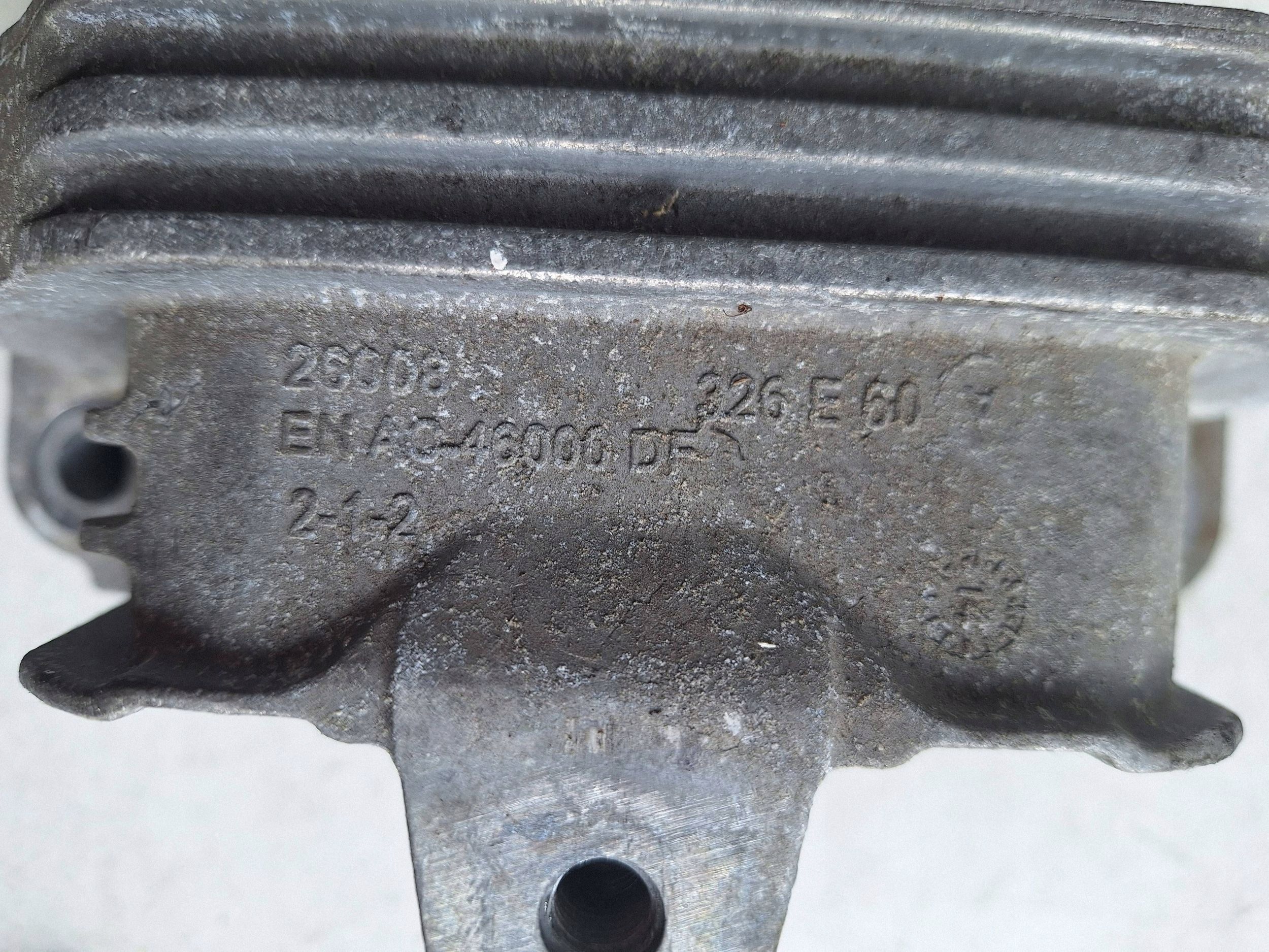 MERCEDES A-KLASA W176 12-16 holder engine mount A2462410221