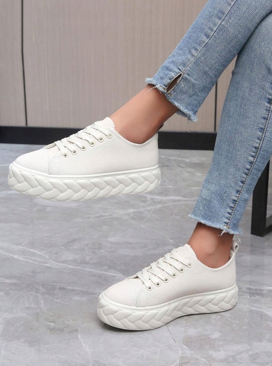 BUTY DAMSKIE PLATFORMA TRAMPKI BEŻOWE ZAMSZ R39 Kod producenta UB19 BEŻ