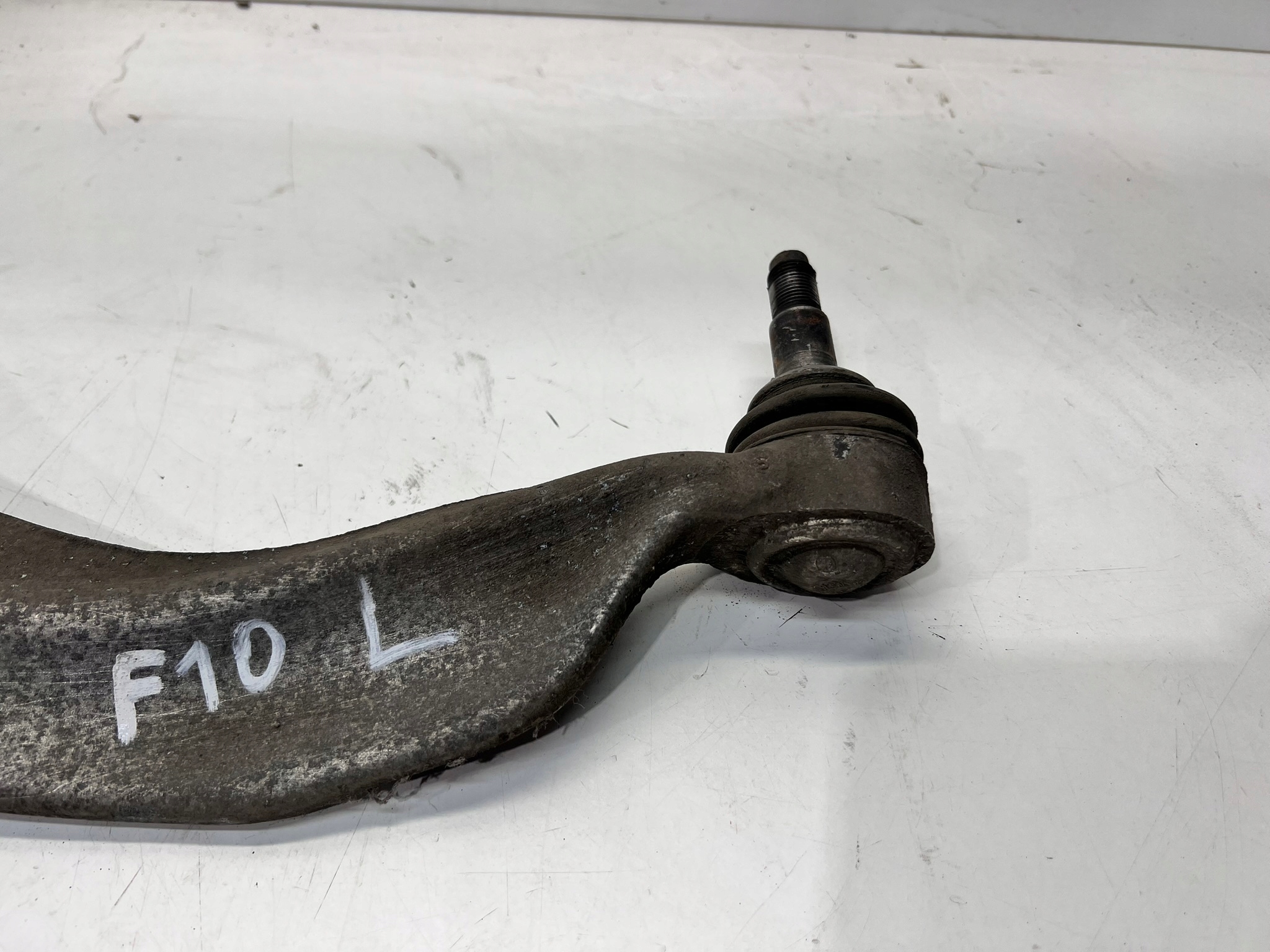arm left front BMW F10 EN6092T6 36235