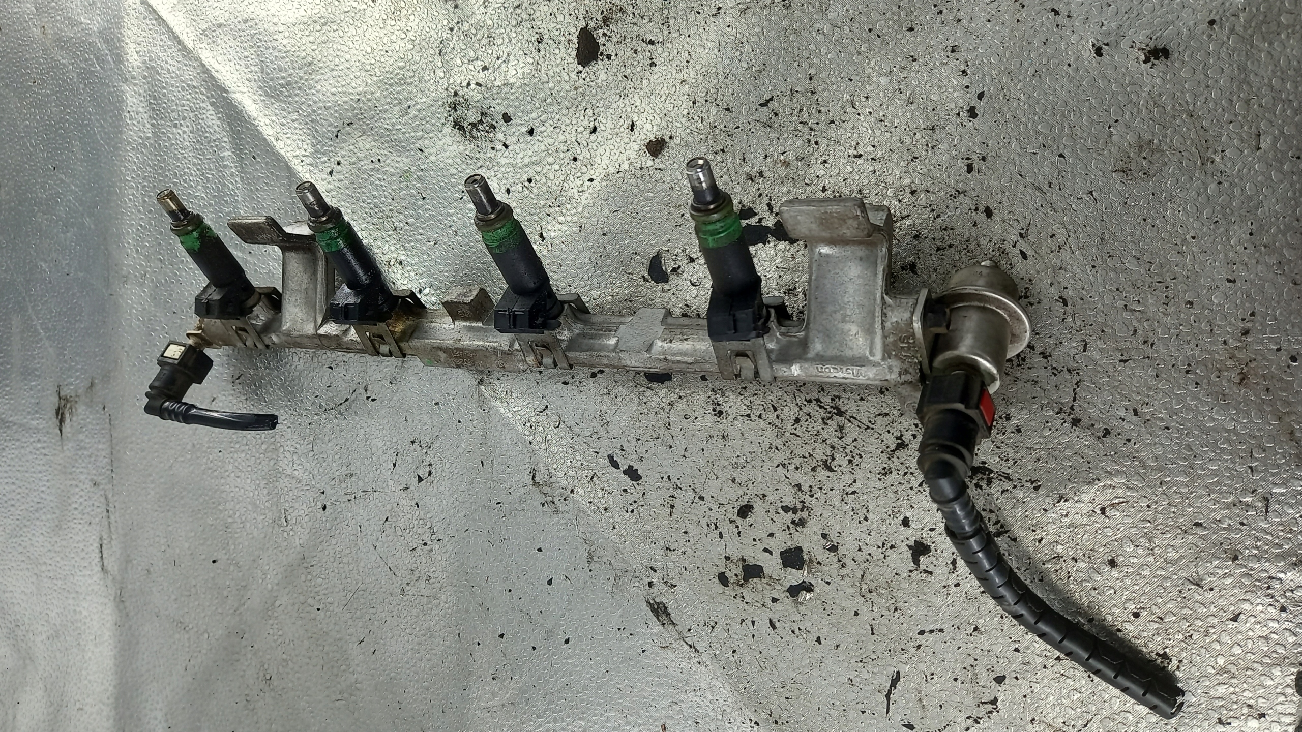 ЛИТТЯ ПІД ТИСКОМ FORD FUSION 1.4 B 04R HB