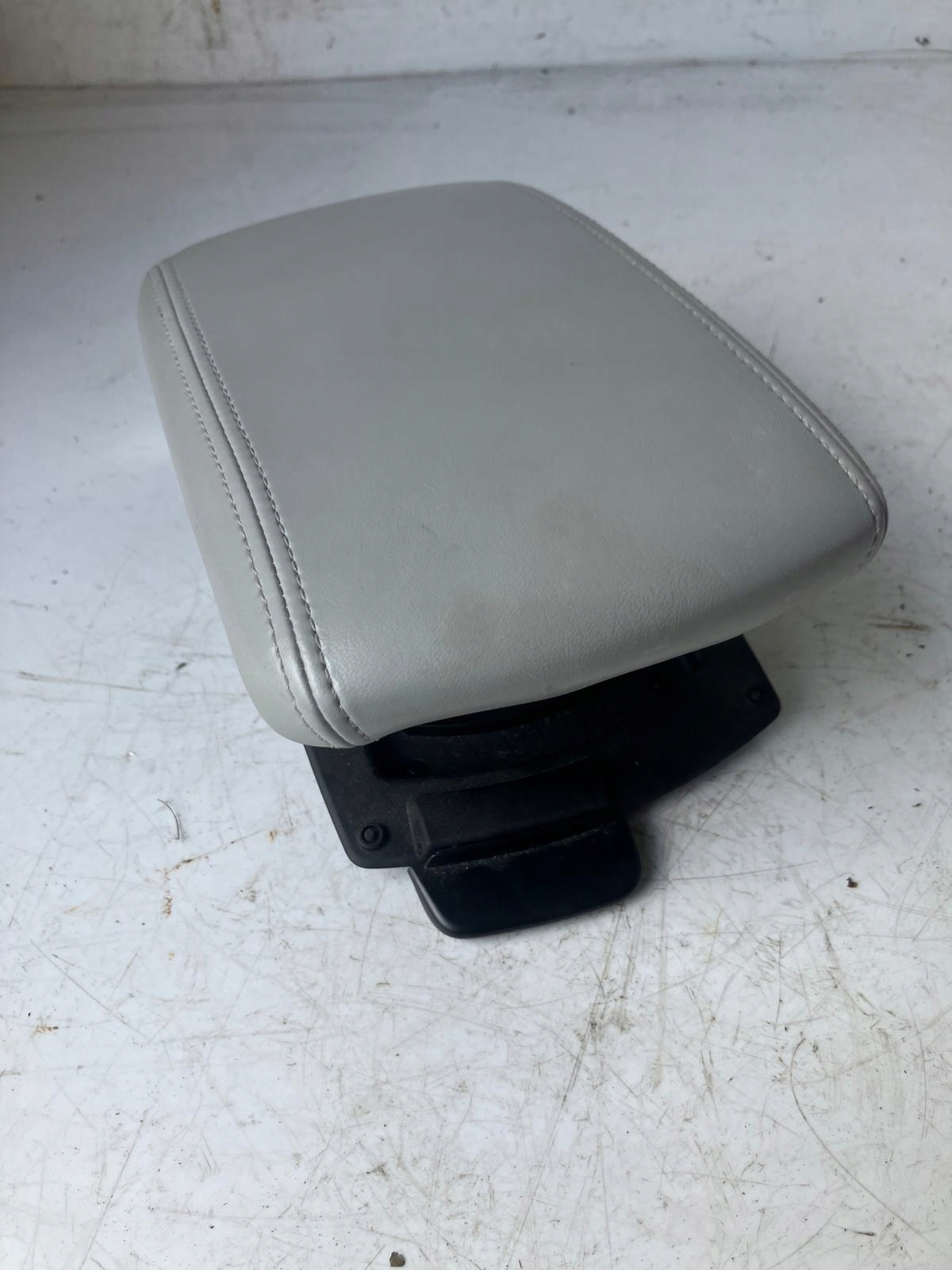 armrest adjustable JASNA leather PEUGEOT 308 T9