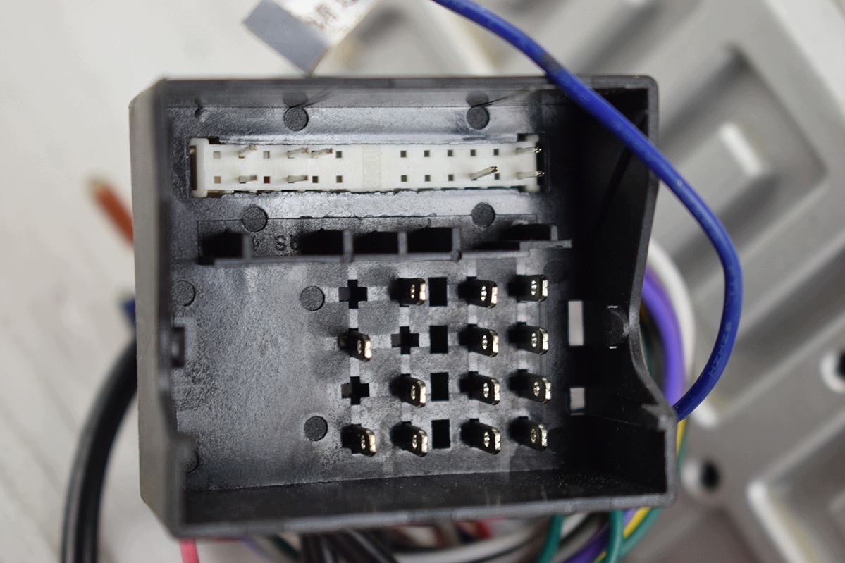 RADIO AKCESORYJNE 2-DIN AUDI A4 B6 B7
