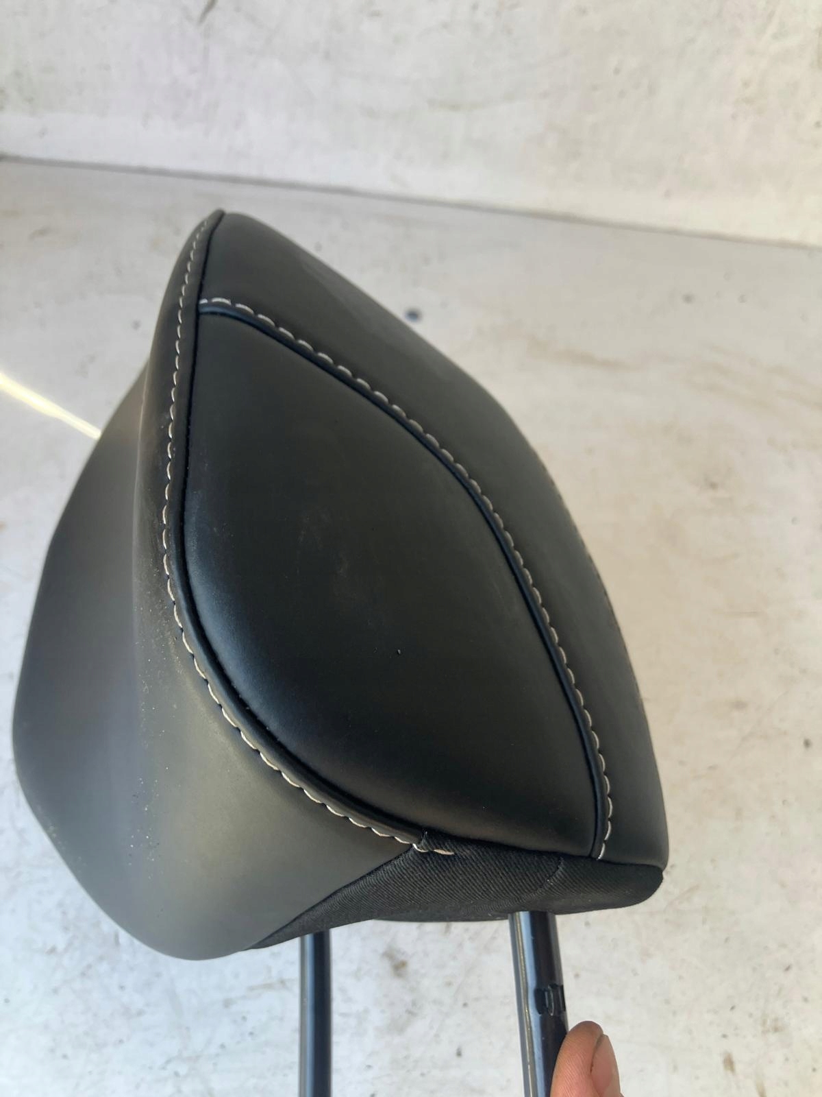 rest seat RENAULT MEGANE IV leather BIALA NITKA right left front