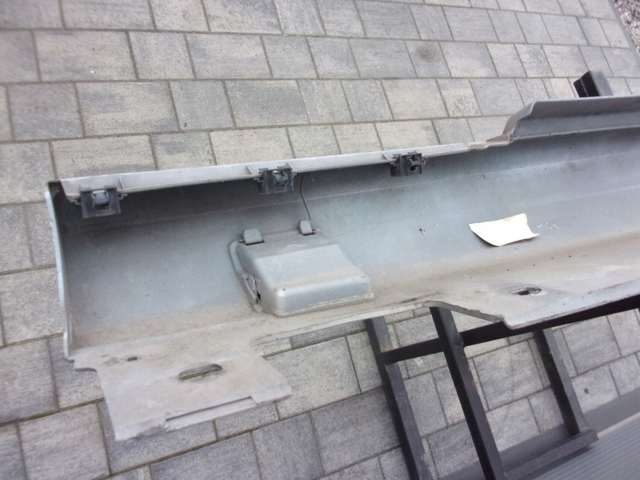 MERCEDES R231 SL231 SL400 threshold right 001231882