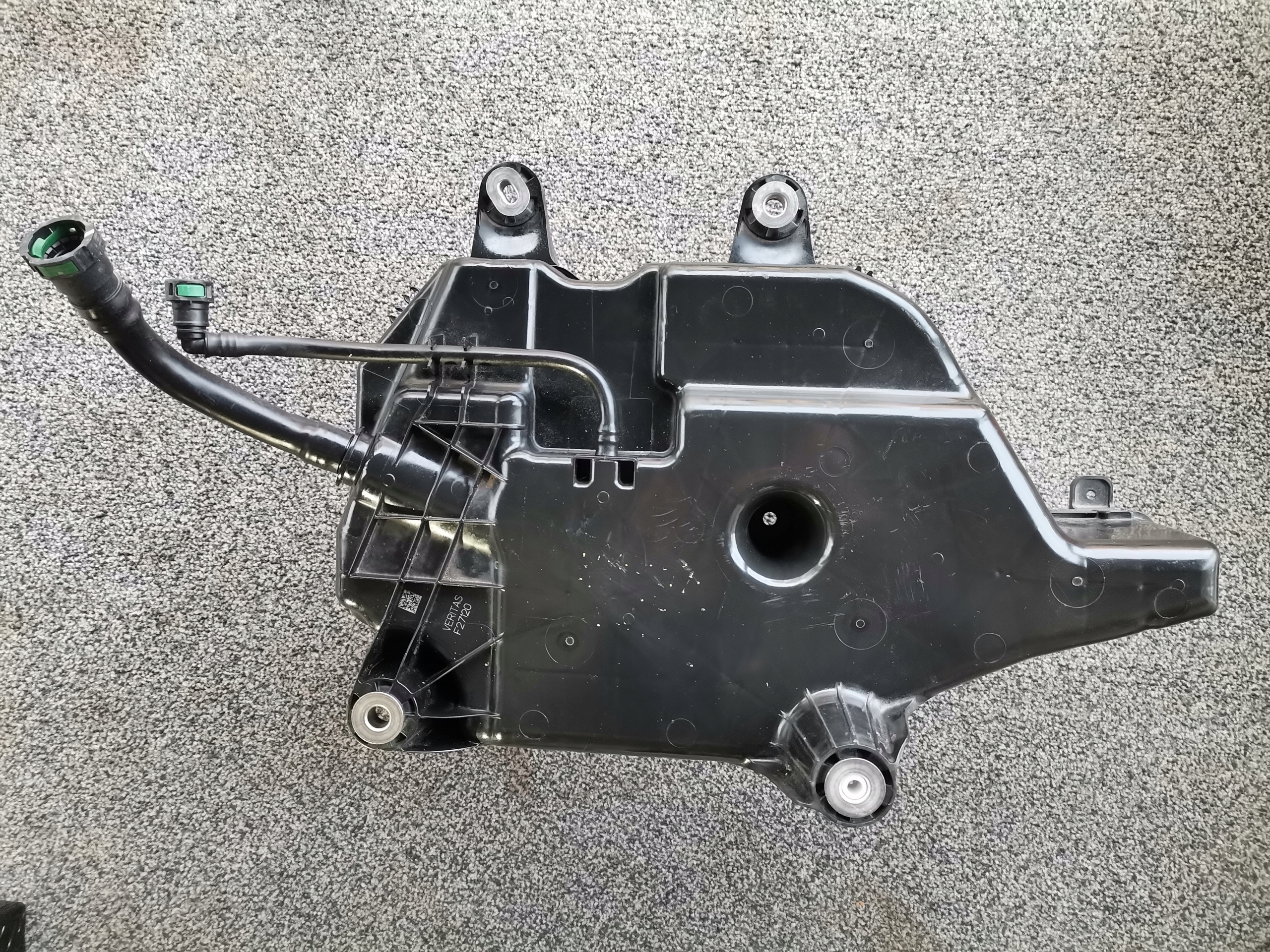 ZBIORNIK ADBLUE FORD TRANSIT CUSTOM LIFT 19r