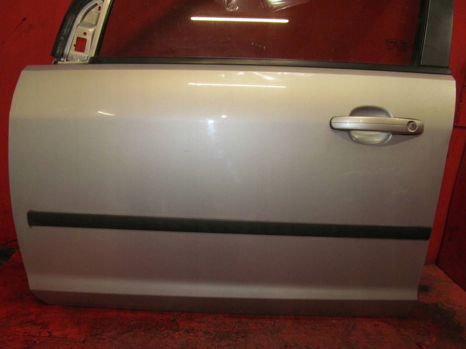 FORD FOCUS II 2 MK2 door front left silver O3 03 5D 5 door 2004-2007