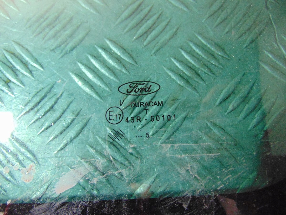 СТЕКЛО БЫСТРОЕ БОКОВОЕ ЛЕВОЕ ЛЕВОЕ ПЕРЕДНЕЕ TRANSIT MK5