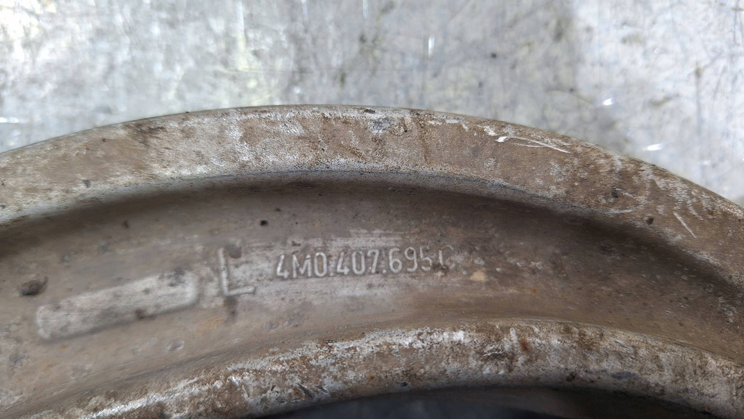 arm left front 4M0407695C AUDI Q7 4M Q8 A8 D5 TOUAREG III