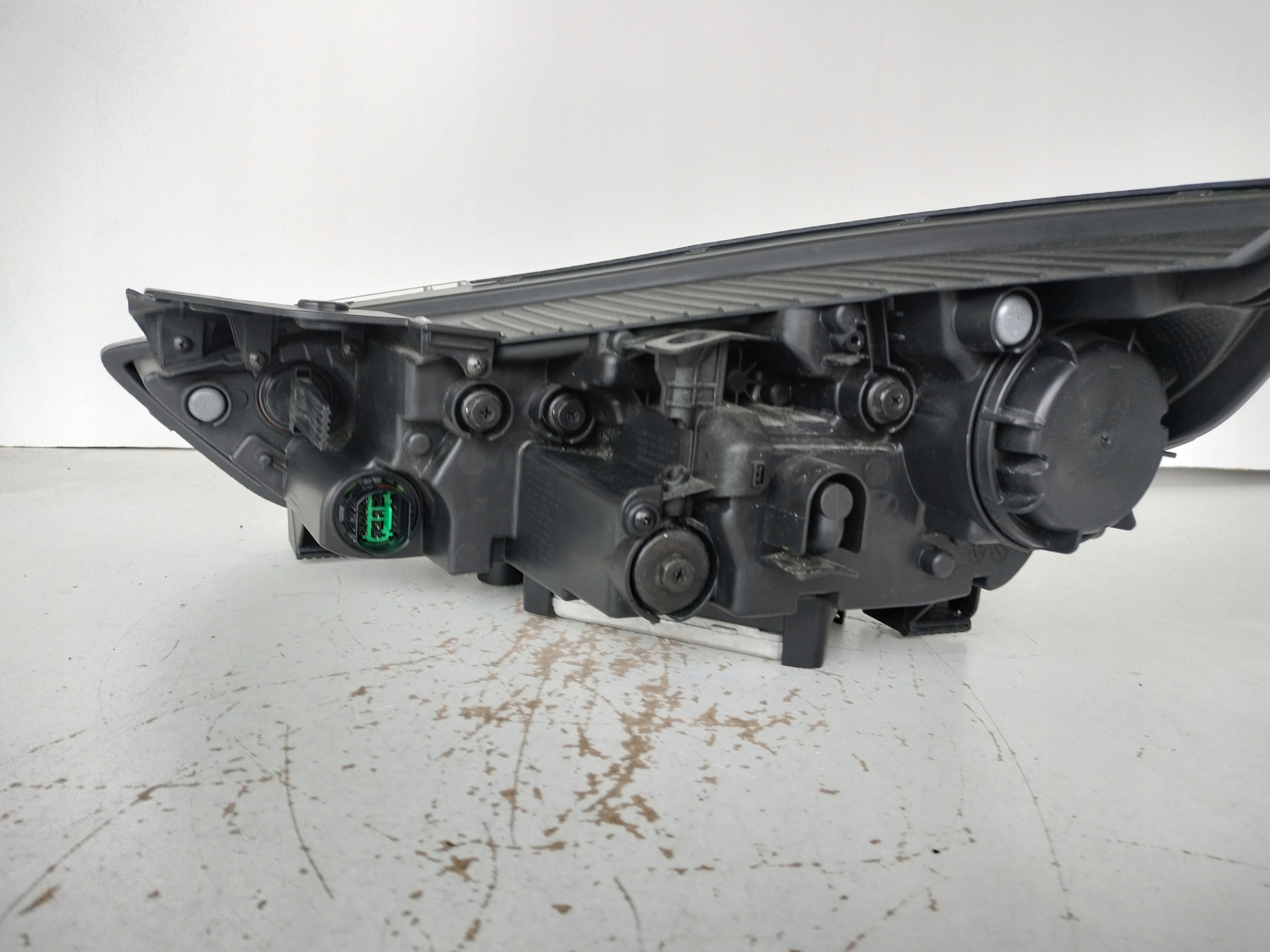 light right REFLEKTOR HYUNDAI IONIQ LIFT FULL LED