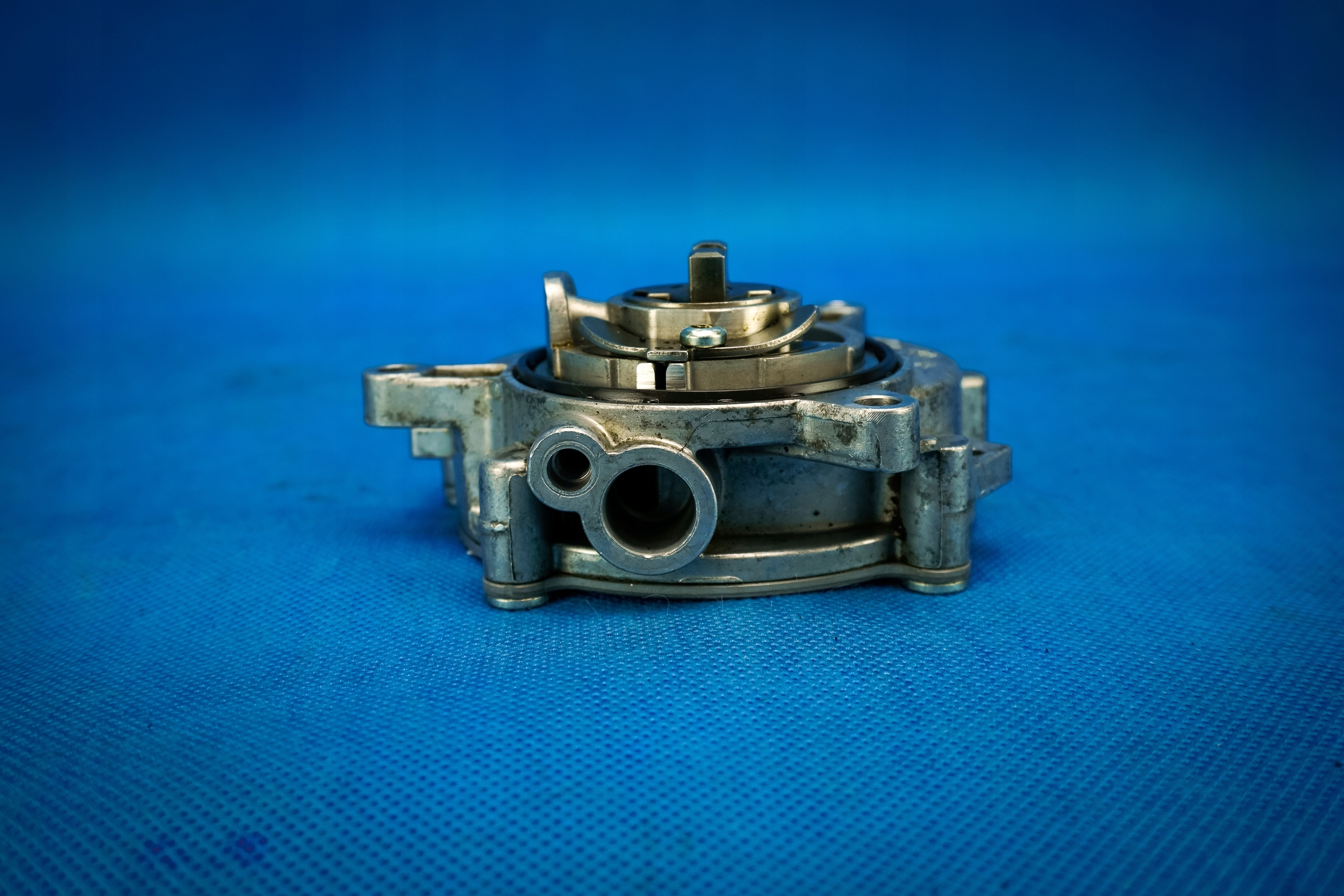 pump vacual Audi S4 S5 8W SQ5 06M145100H