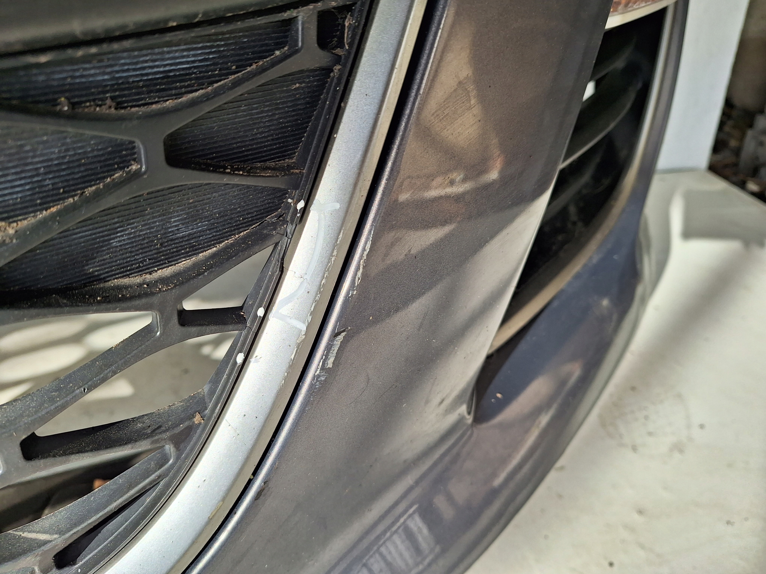 MAZDA CX-7 LIFT 10-14 bumper + XENON