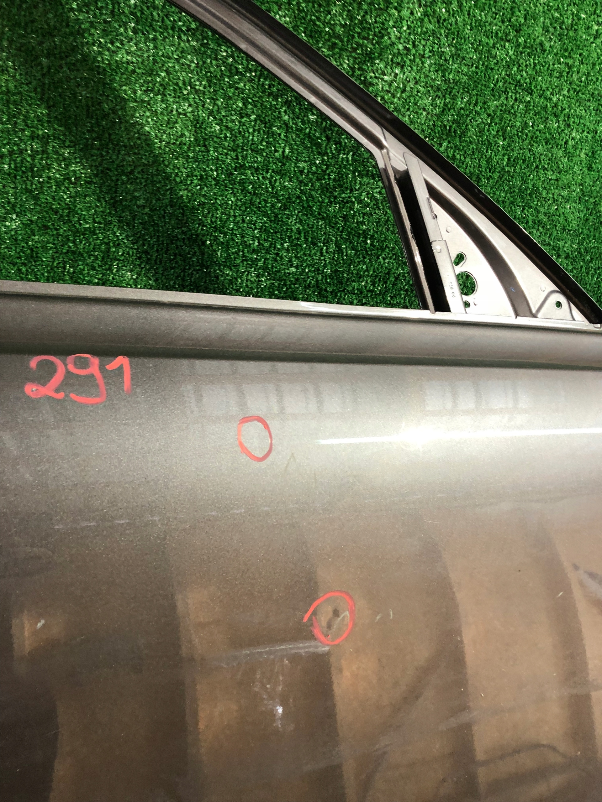 door right front MERCEDES W247 GLB