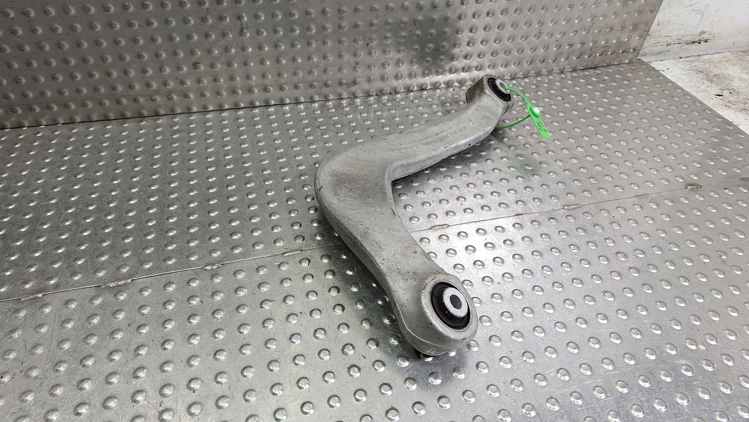 Querlenker rechts heck 8K0505324H AUDI A4 B8 A5 8T A7 A6 C7 Q5 8R