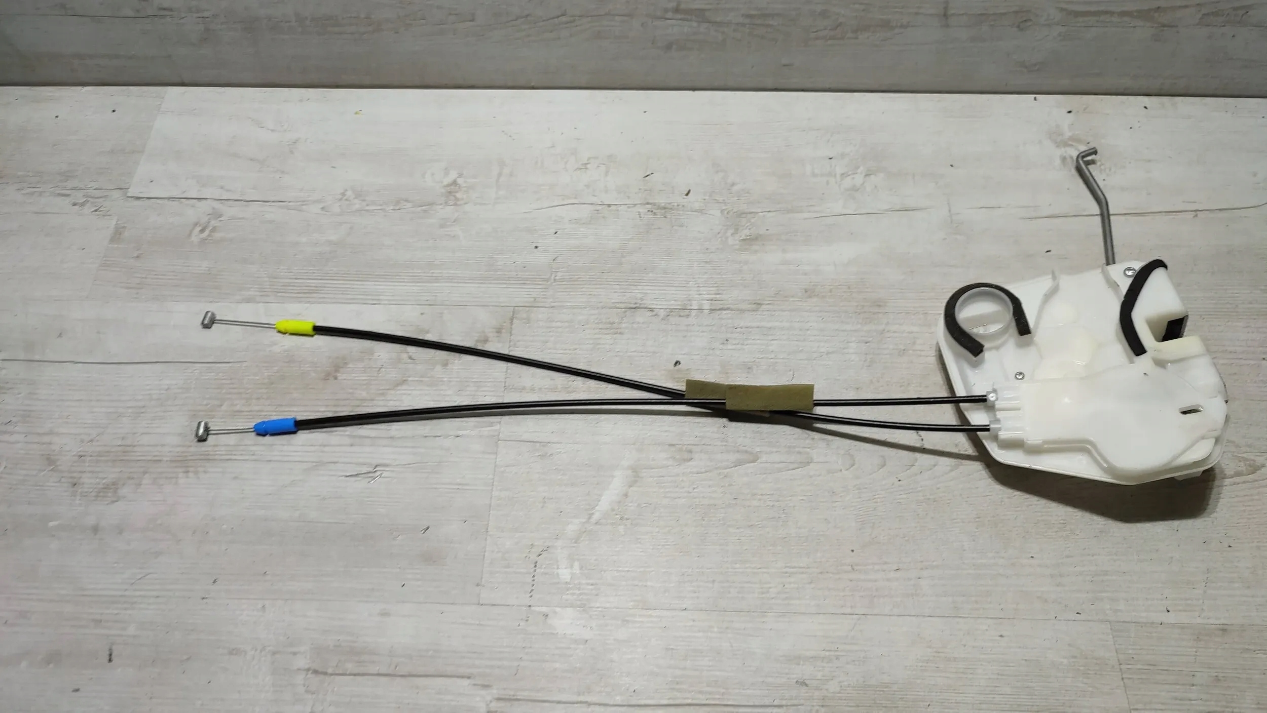 Mitsubishi ASX 18r. 1.6DiD front side right lock door