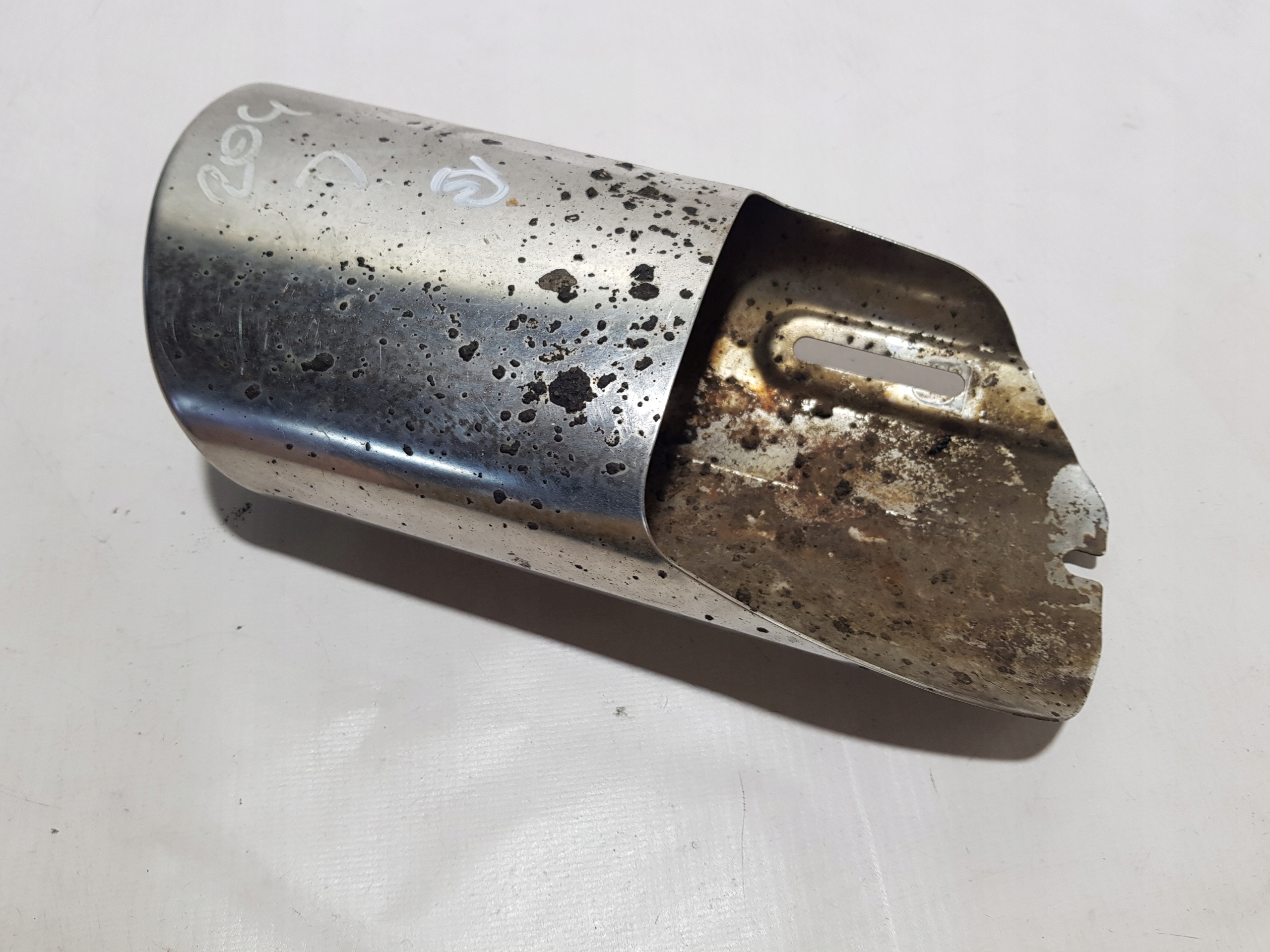 TERMINALE dello scarico MERCEDES W204 Destro