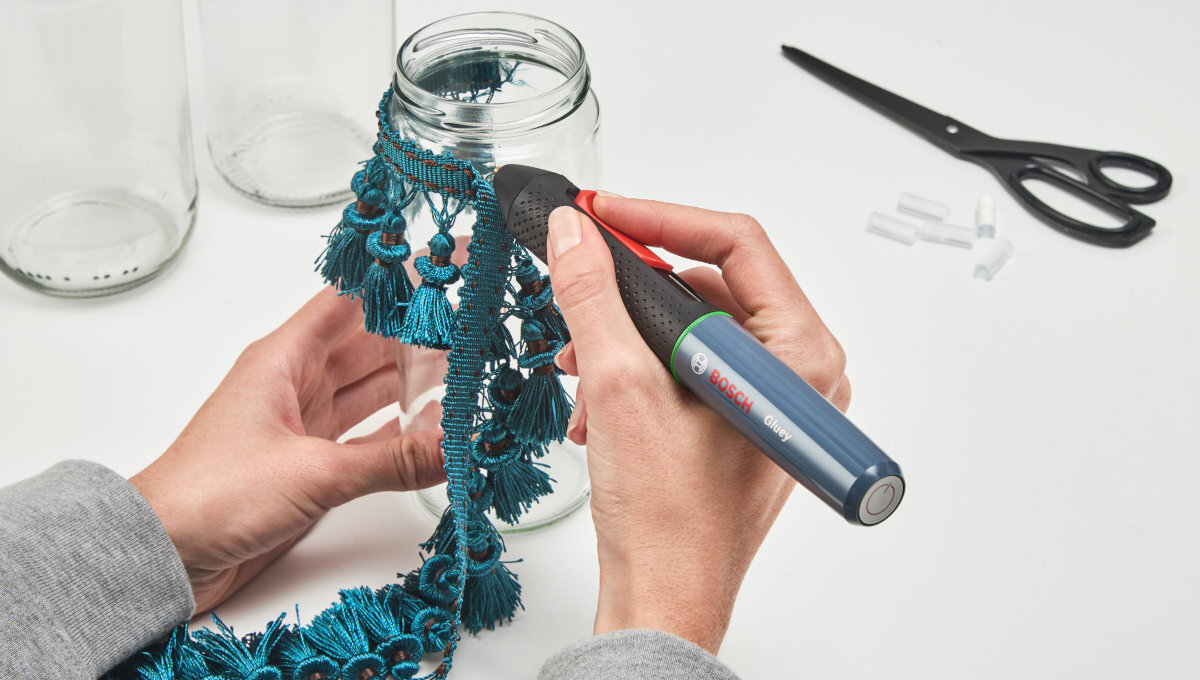 AKUMULATOROWY PISTOLET DO KLEJU BOSCH +WKŁADY Marka Bosch