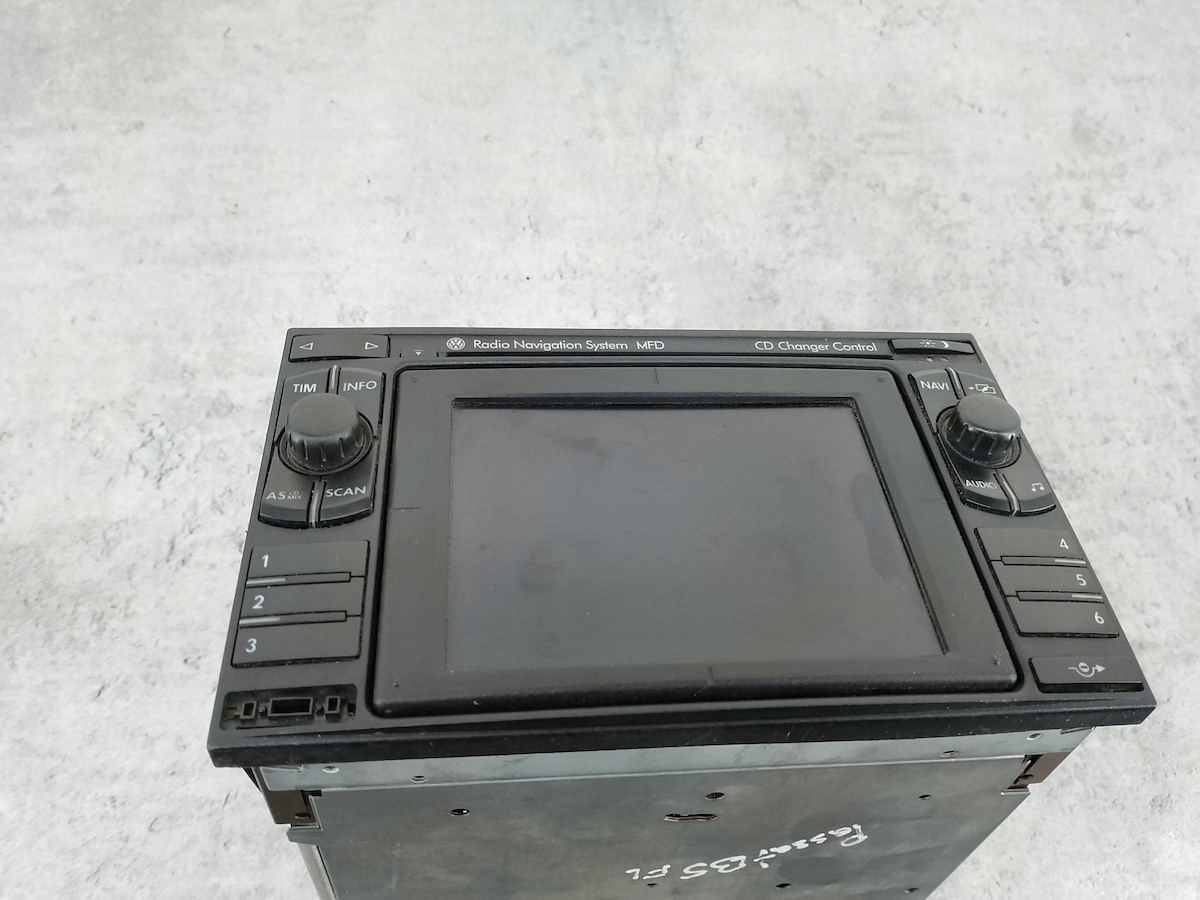 радио vw PASSAT B5 FL 3B0035191G 7612001025