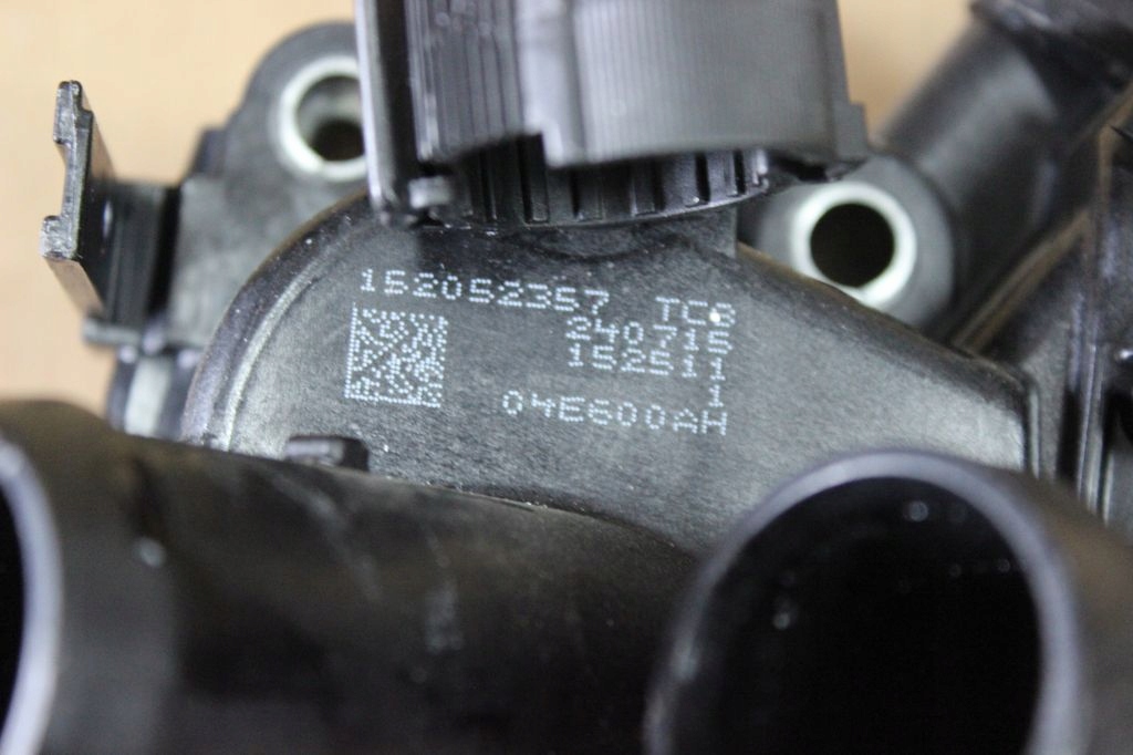 vodena pumpa 04E121121K 04E121600AH nova VW AUDI TSI