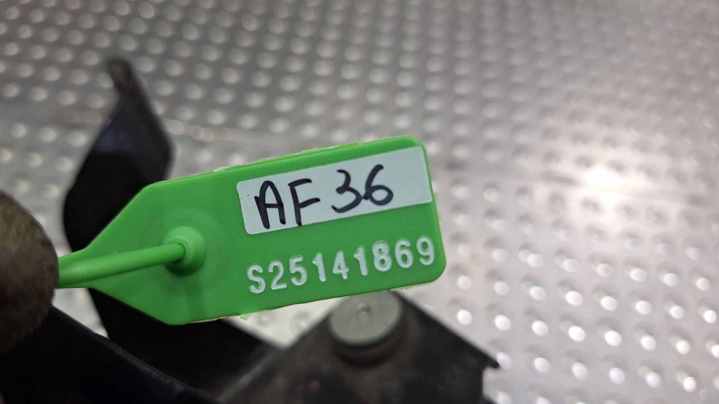 pump control unit ABS 8V512M110AD 06.2109-5581.3 FORD FIESTA MK7