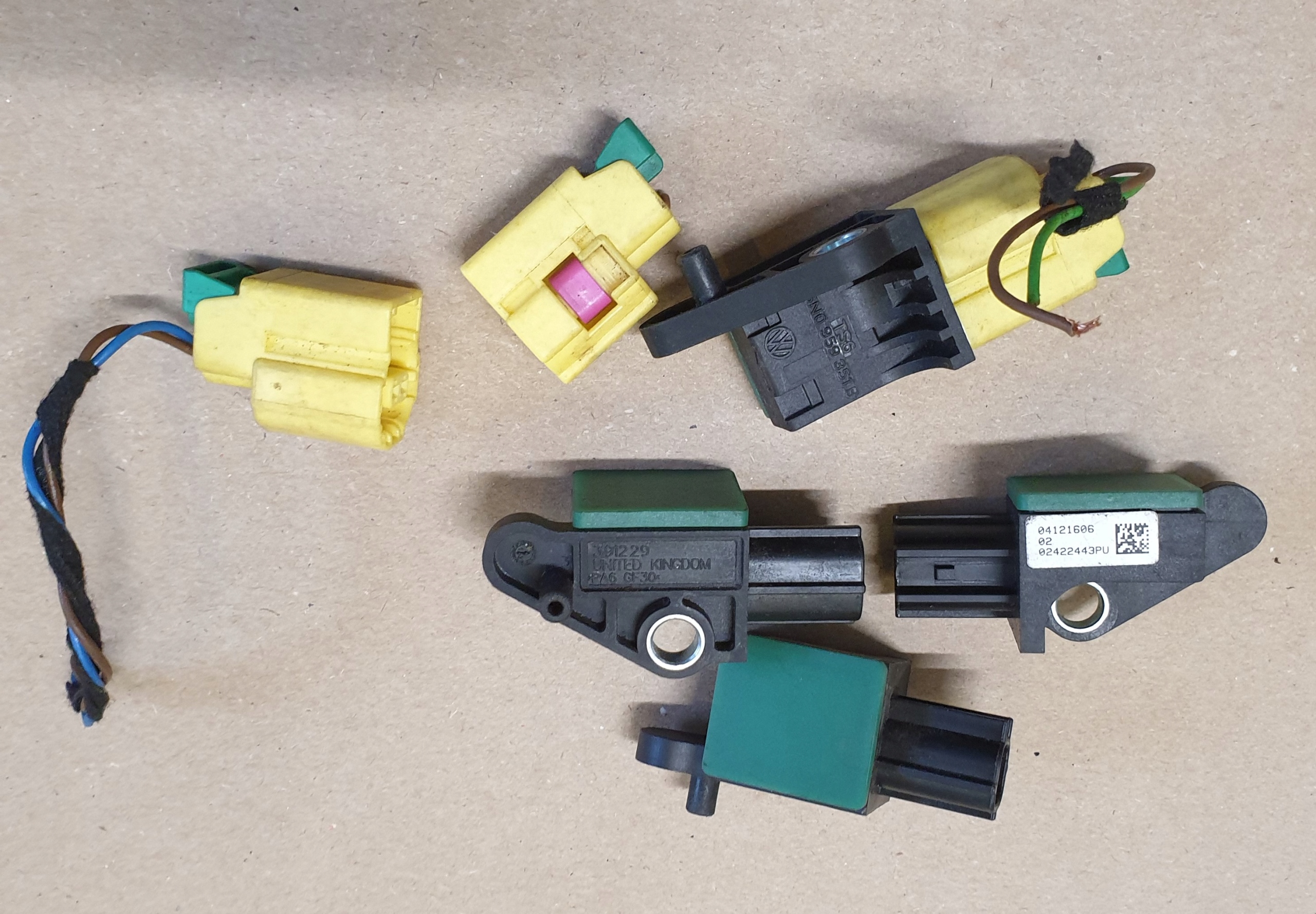 SENSOR Crashsensor Drucksensor BOCZNEGO AIRBAG VW TIGUAN 5N OE