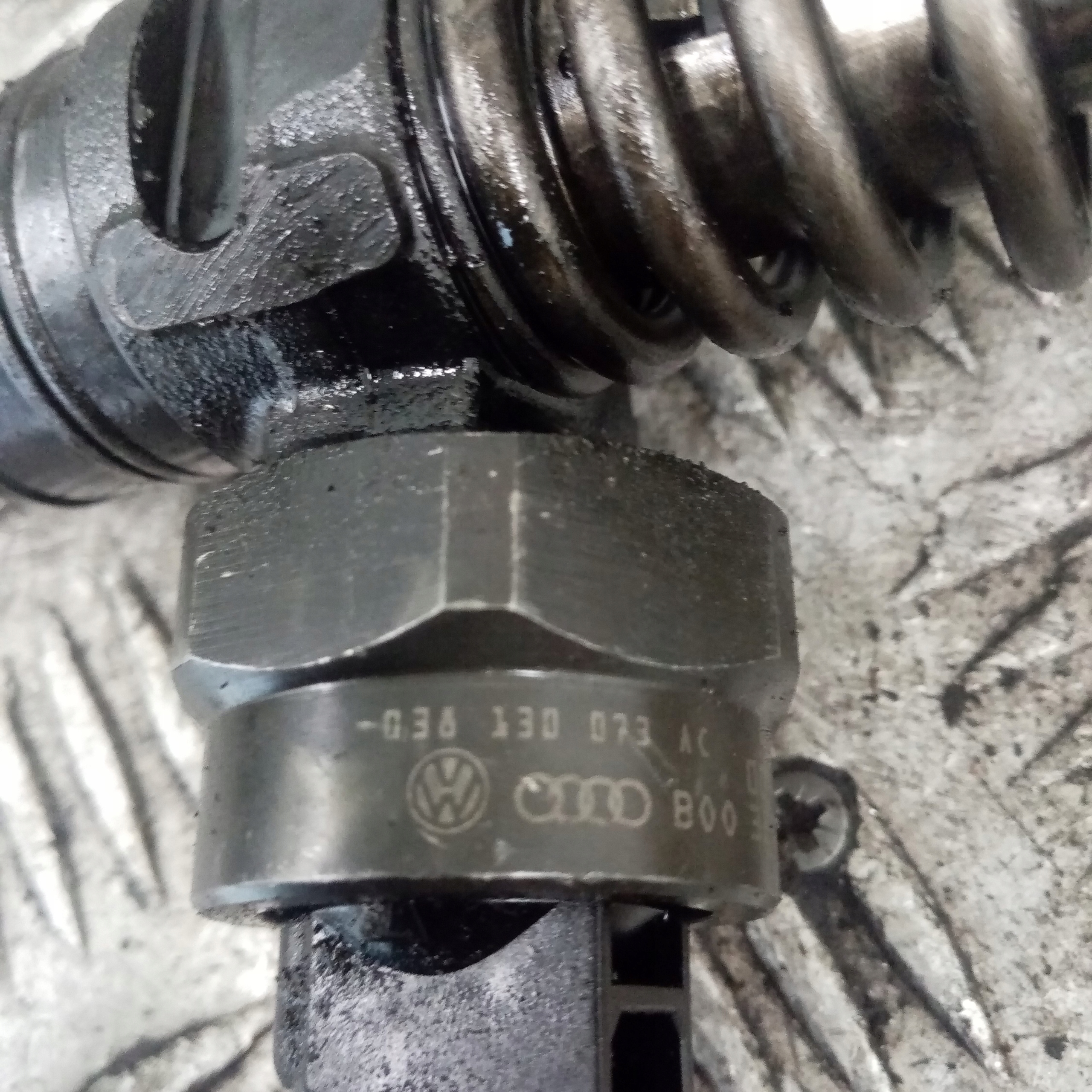 POMPOWTRYSKIWACZE KOMPLET FORD GALAXY MK1 038130073AC
