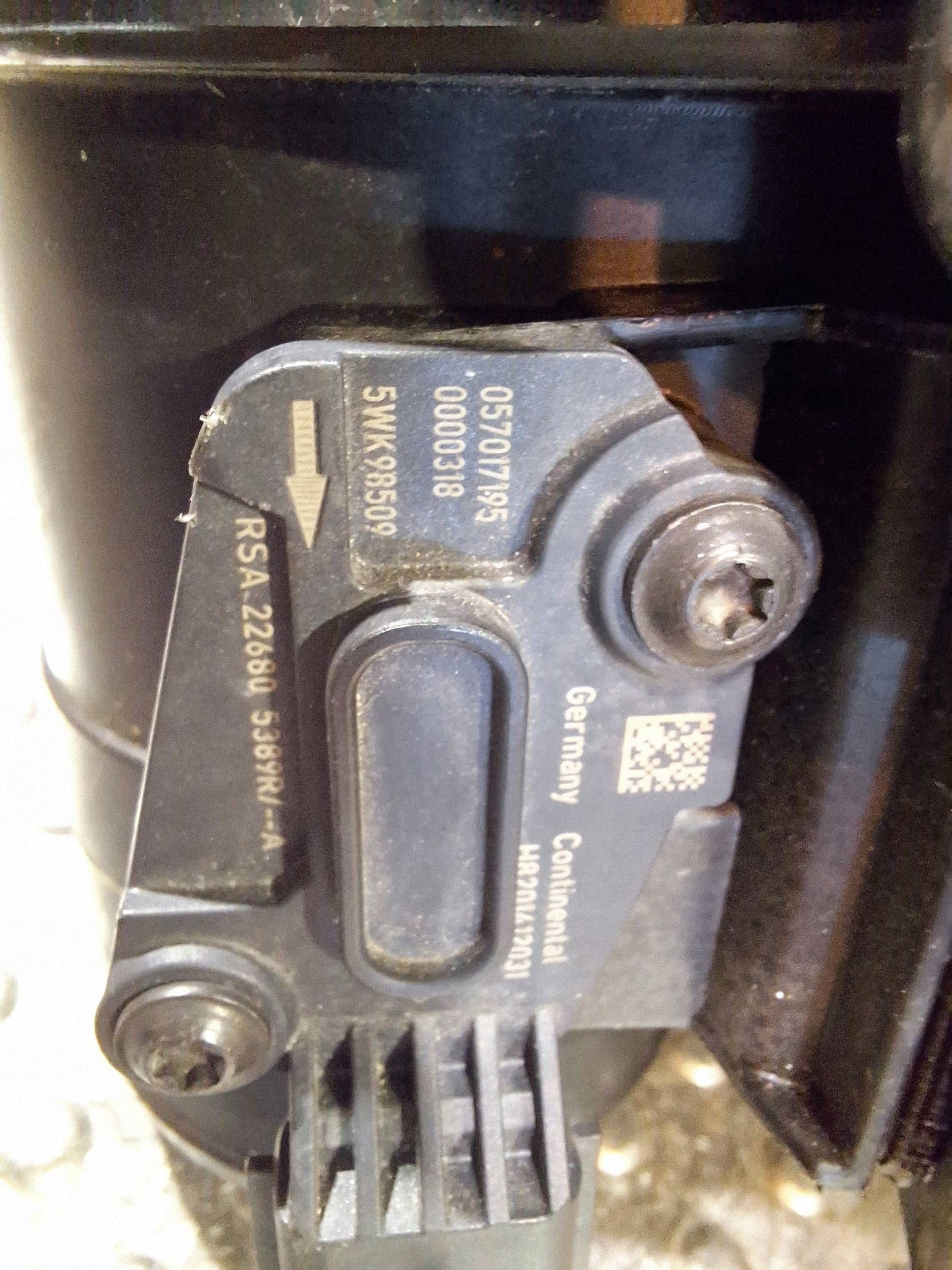 Gehäuse filter luft 165007151R RENAULT RENAULT SCENIC III 1.5 DCI 12