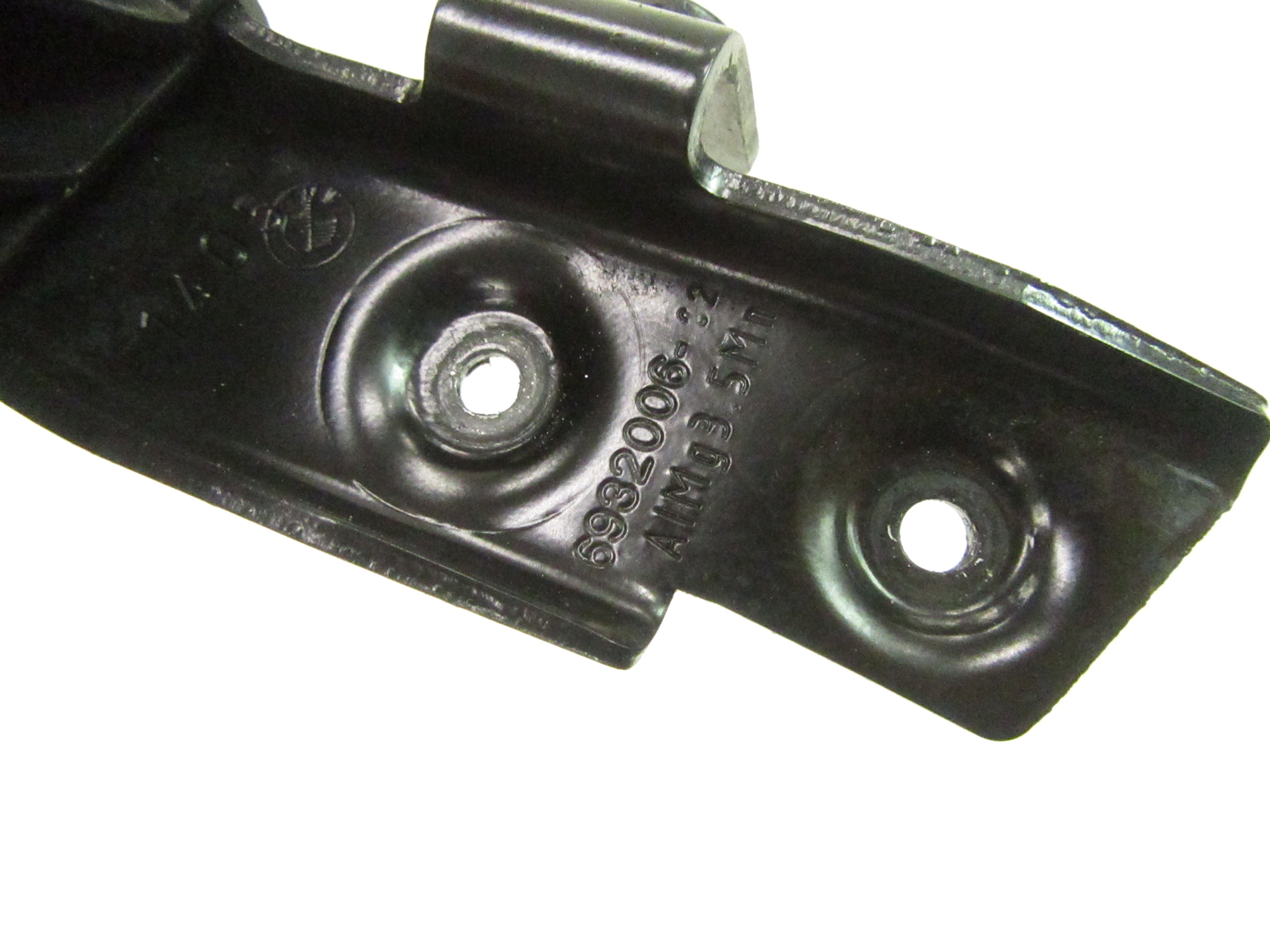 Kapocs gniazdo przylacze plus BMW e60 e61 e63 e64