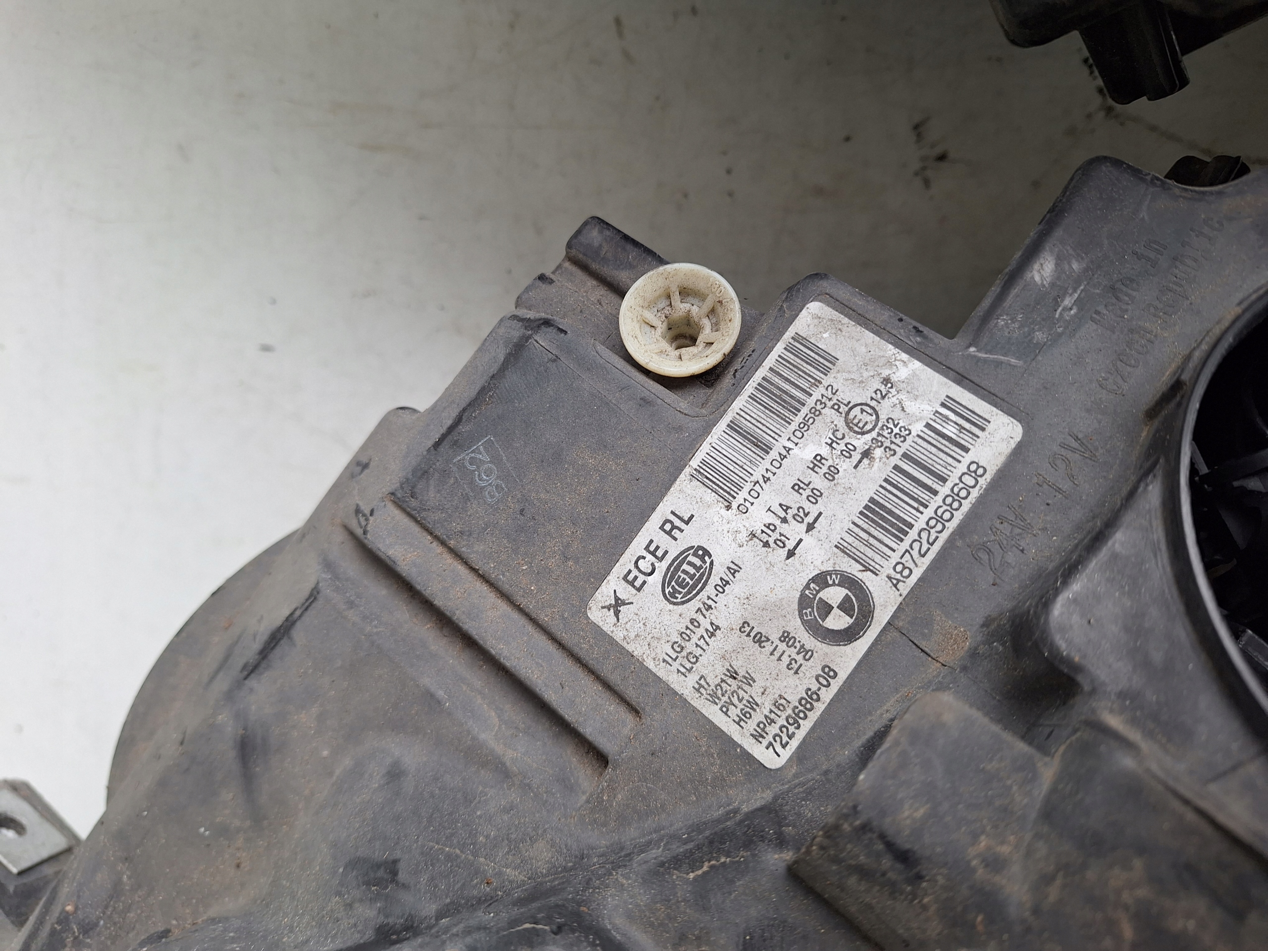 BMW and F20 F21 11-15 light left UK