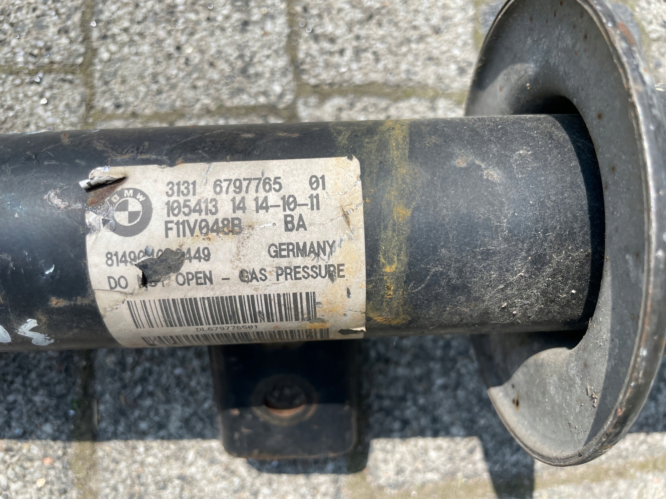 shock absorber front left BMW F11 6797765 original