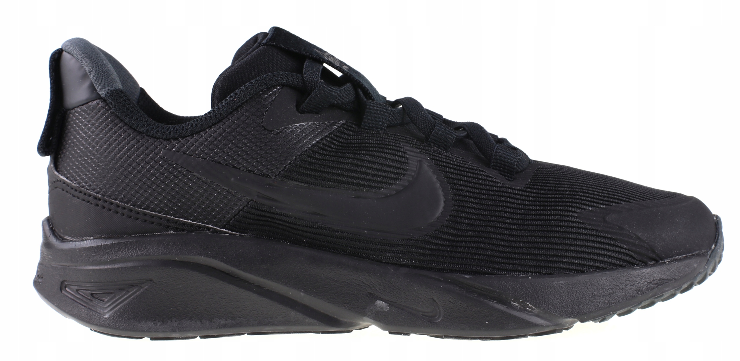 Dziecięce buty sportowe Nike Star Runner 4 wsuwane czarne 32